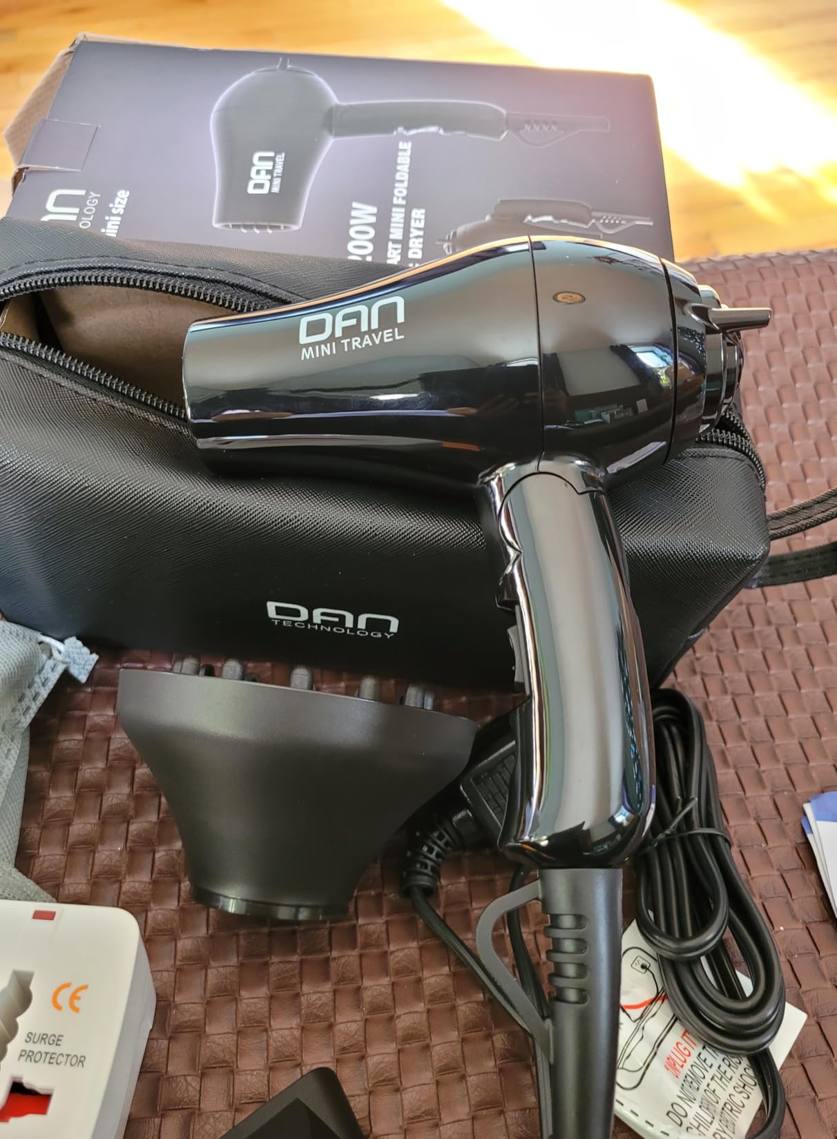 DAN Technology Auto Dual Voltage Hair Dryer,Folding Hair Blow Dryer customer photo 1