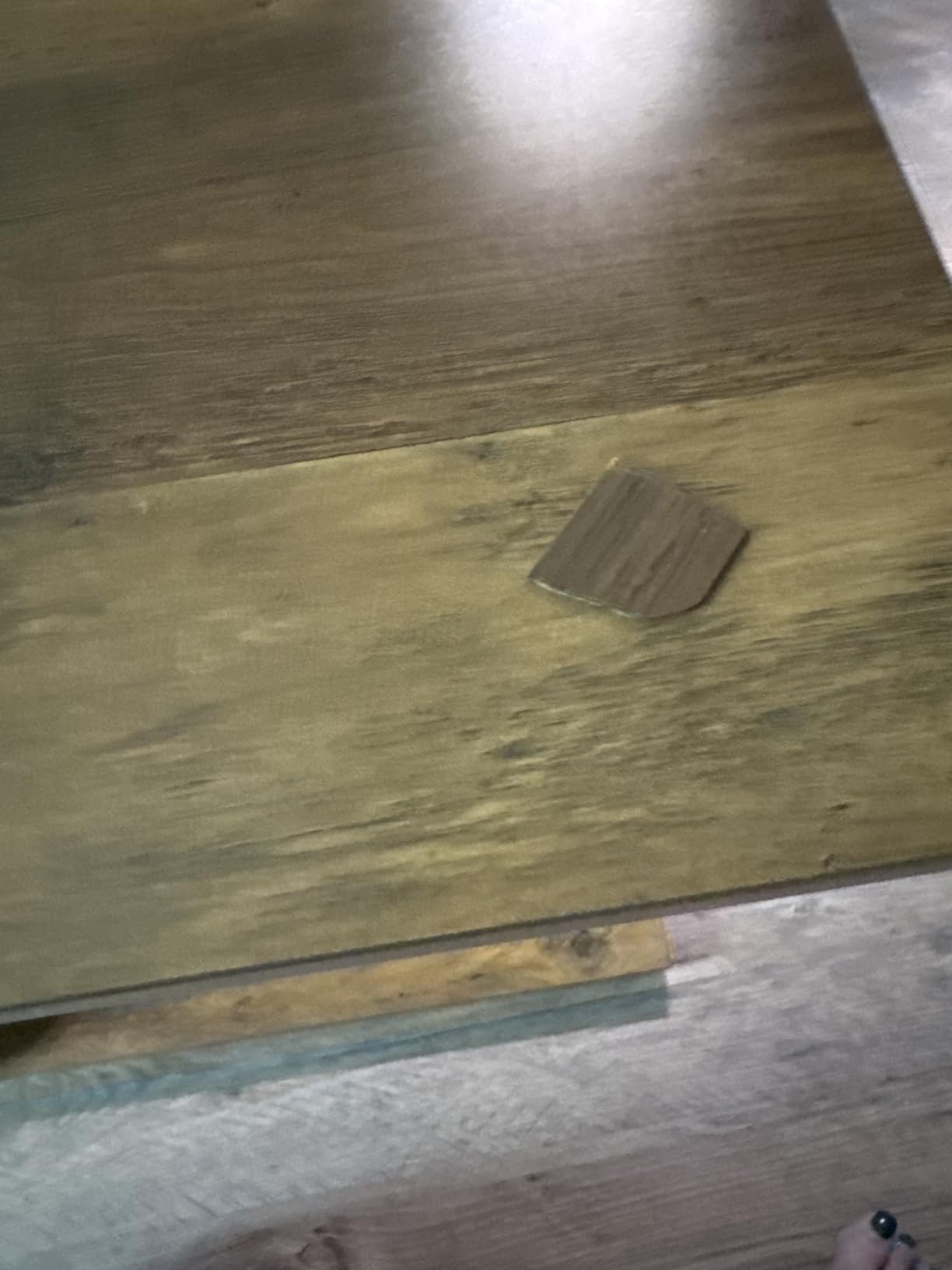 Tribesigns C-Shaped End Table for Couch, Sofa Side Table, C Table for Small Space, Living Room, Bedroom (1, Brown) customer photo 2