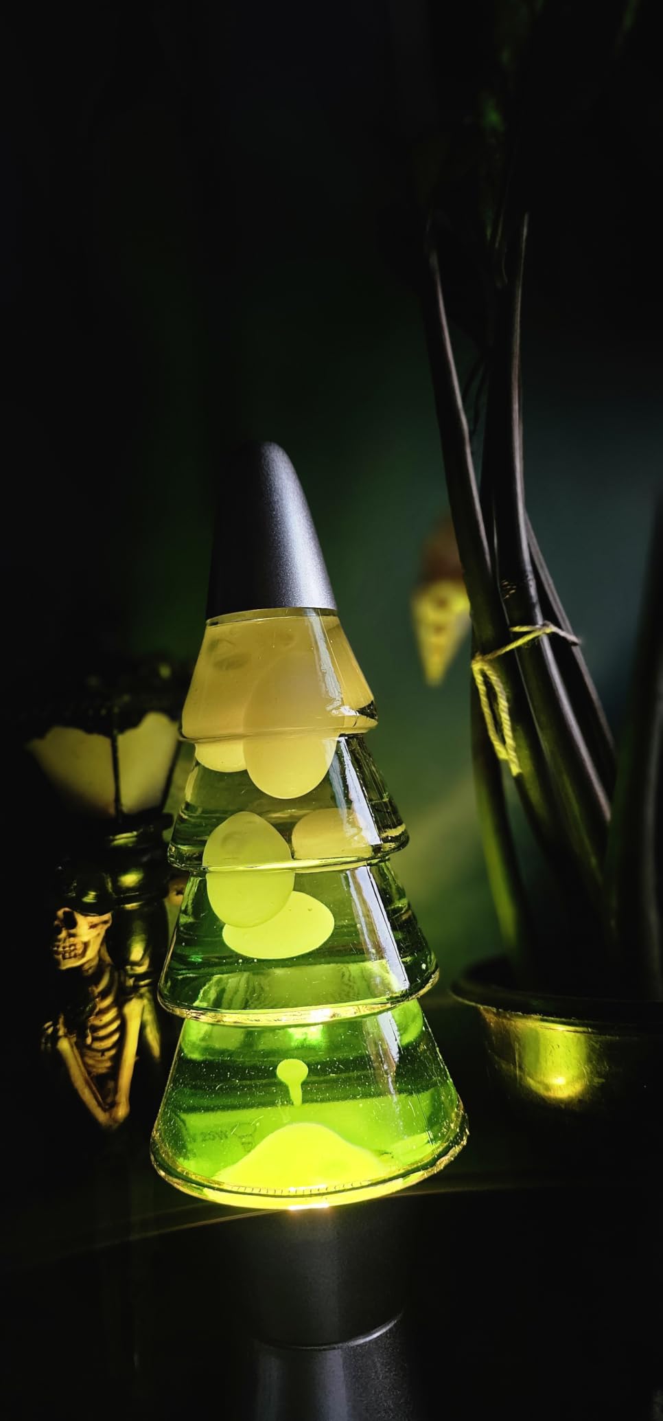 Christmas Tree Liquid Motion Lamp,for Mother's Day/Mom Gifts,14.5 inches Table Lamp Christmas Indoor Decorations for Adults and Kids, Mood Lighting Home Decor Lav Night Light customer photo 2