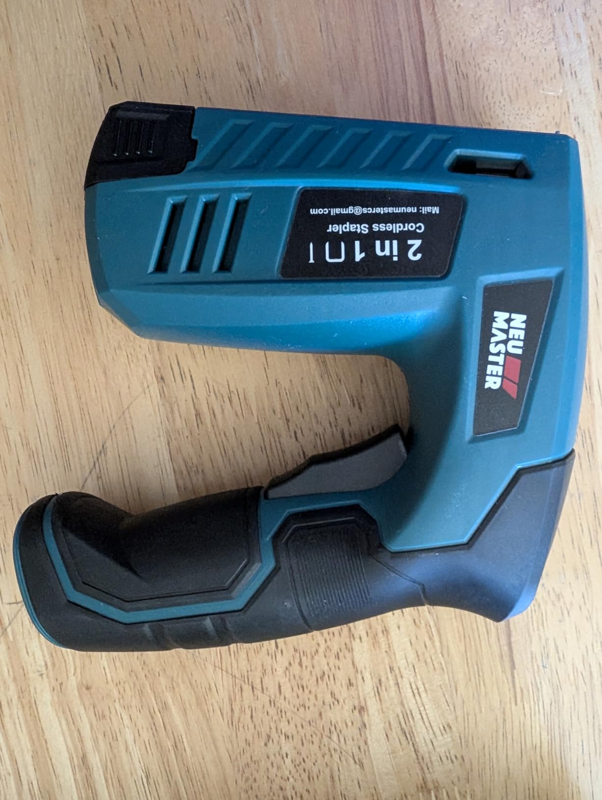NEU MASTER Electric Staple Gun, 2-in-1 4V Electric Stapler & Brad Nailer customer photo 1