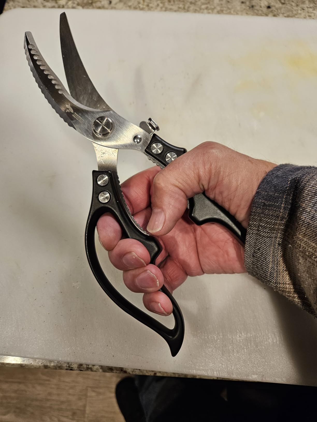 MAD SHARK Heavy Duty Poultry Shears,Spring Loaded Kitchen Shears,Dishwasher customer photo 1