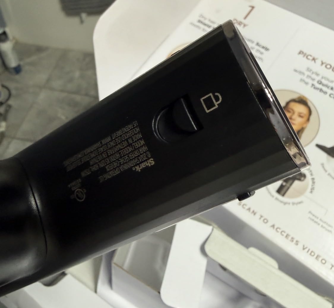 Shark SpeedStyle Pro Ionic Hair Dryer, Scalp Shield, Fine-Medium, HD731 customer photo 1