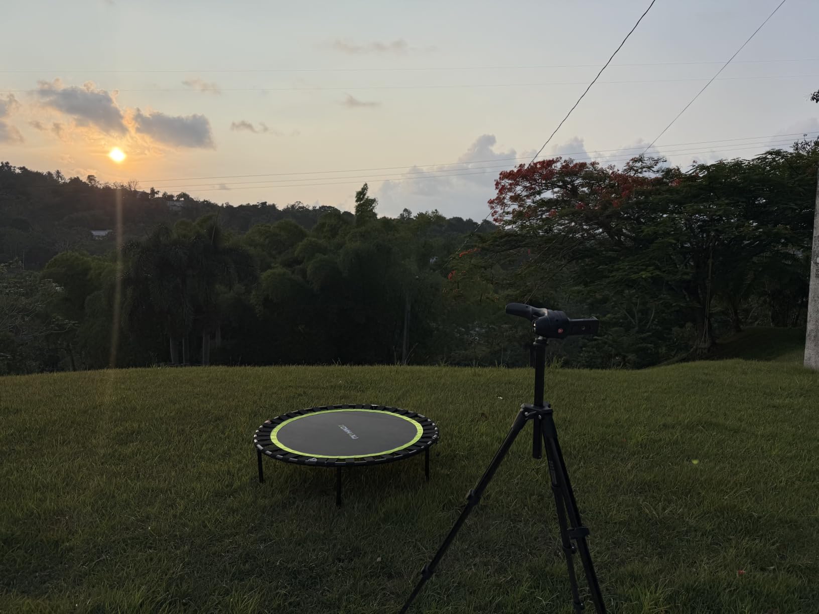 ZCMHAXJ Foldable Mini Trampoline, 36