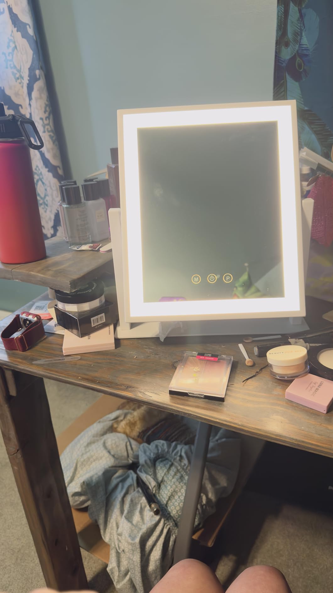 Hasipu Vanity Mirror with Lights and Bluetooth Speaker, 27.6