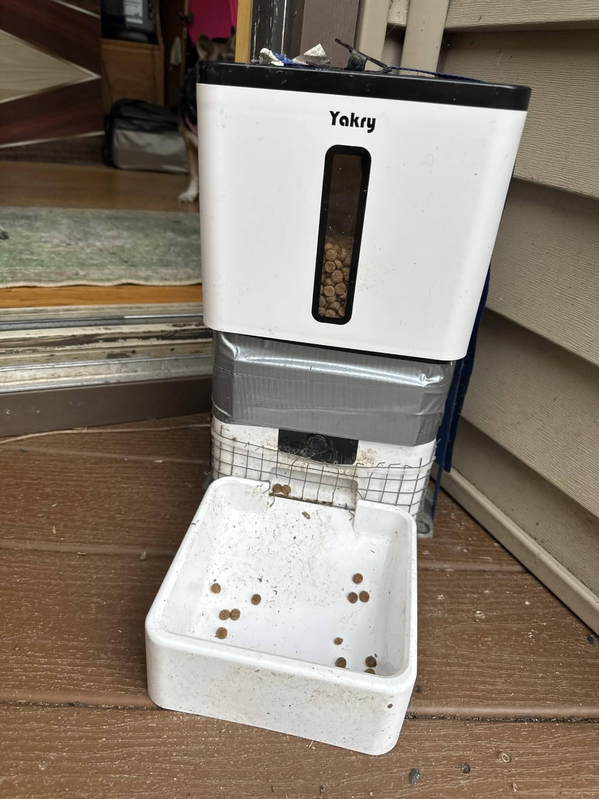Yakry Automatic Dog Feeder with Camera - 8L/33 Cups Smart Dog Feeder customer photo 2