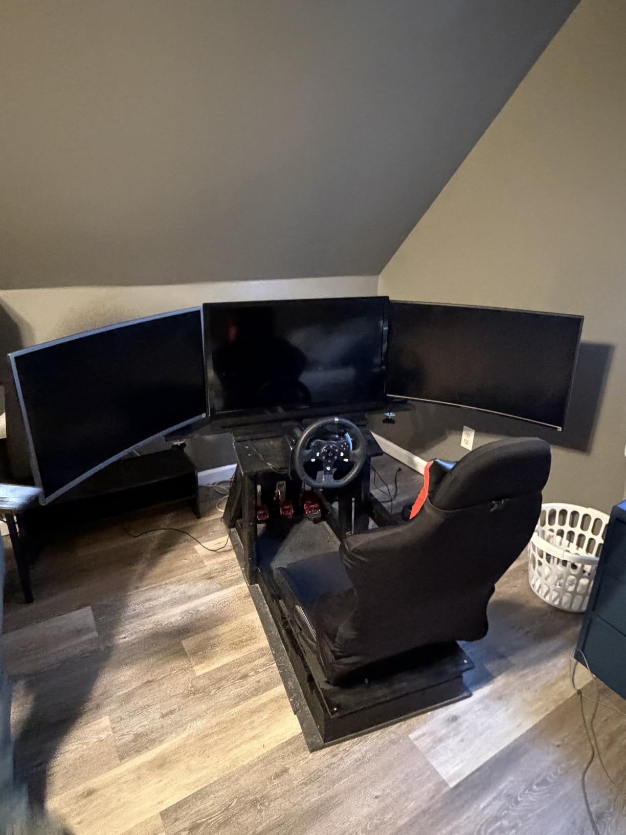 WALI Adjustable Single Monitor Arm for 13-34 inch Screens, up to 26.4 lbs customer photo 1