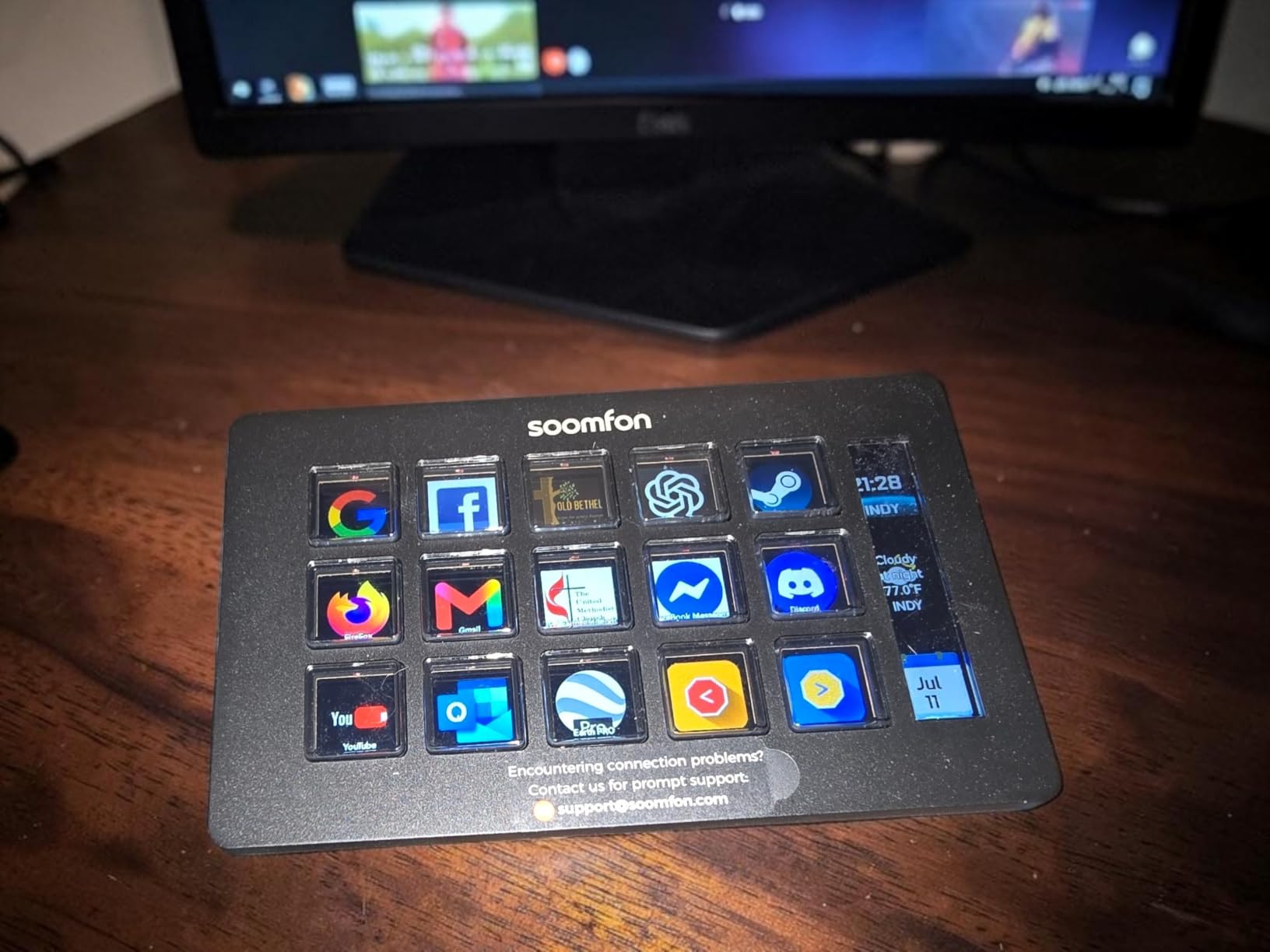 SOOMFON Stream Controller Studio Control Deck 15 Macro Keys and Dashboard customer photo 2