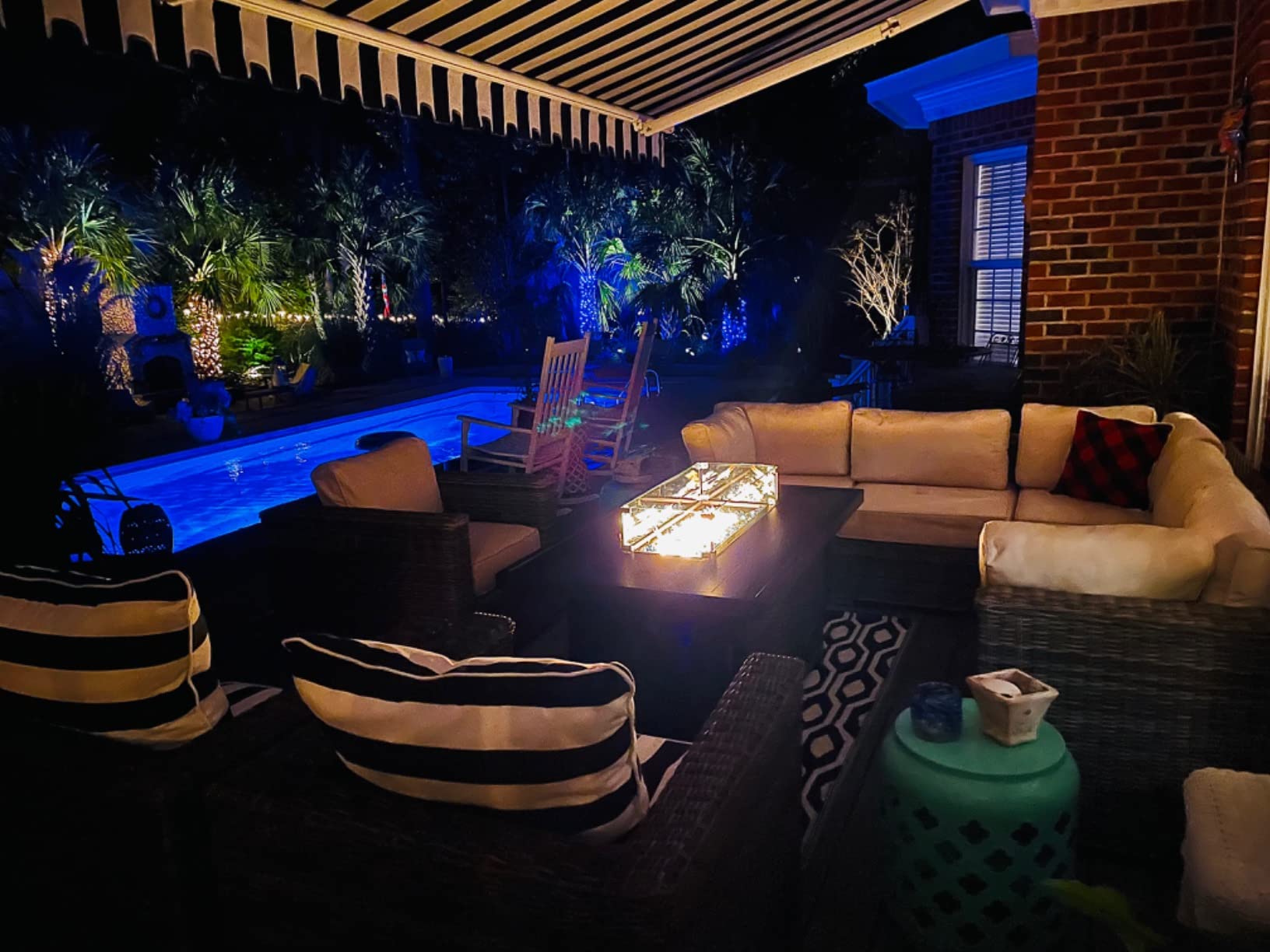 Kinger Home Loren 32-Inch Round Propane Fire Pit Table, Alloy Steel Outdoor Fire Pit with 50,000 BTUs, Includes a Burner lid, Lava Rocks and Weather Resistance Cover customer photo 1