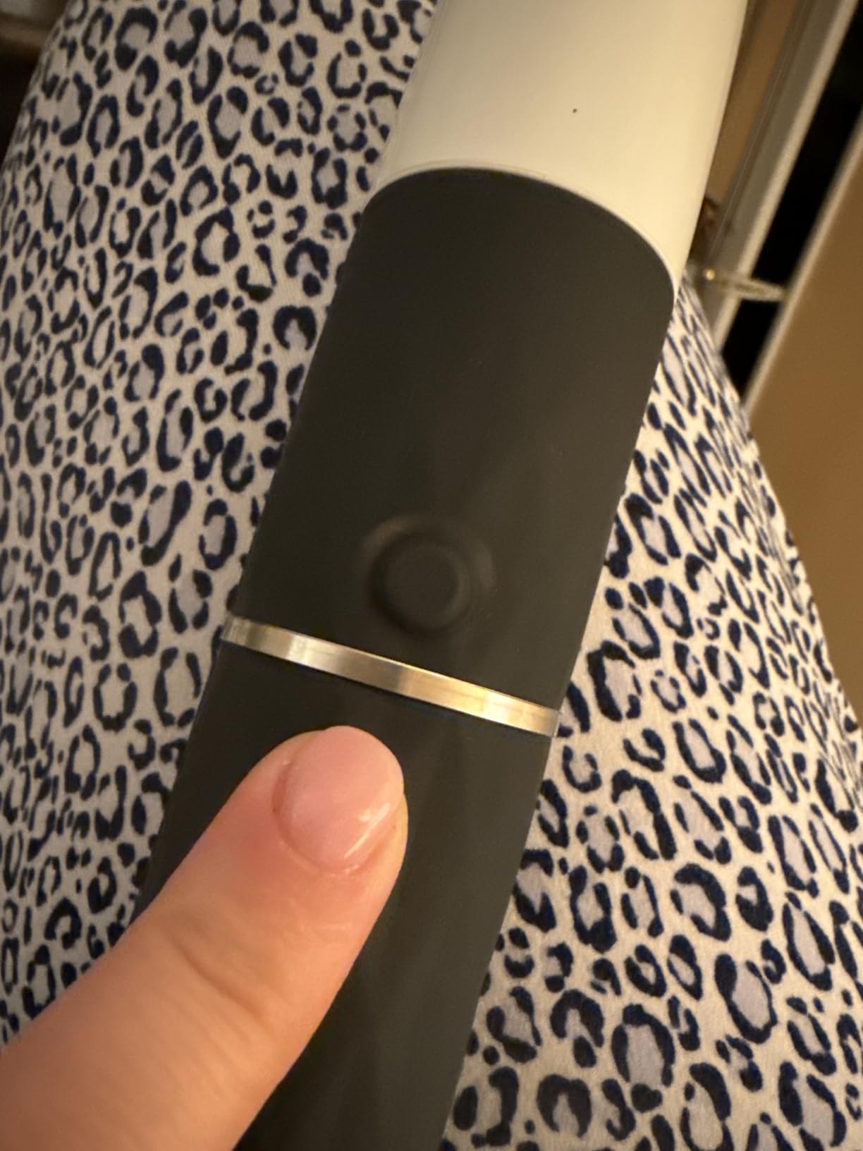 OxyGlow 2 Cordless High Frequency Facial Machine, ProFacialWand Clinical Skin Therapy Wand - Xenon Gas customer photo 1