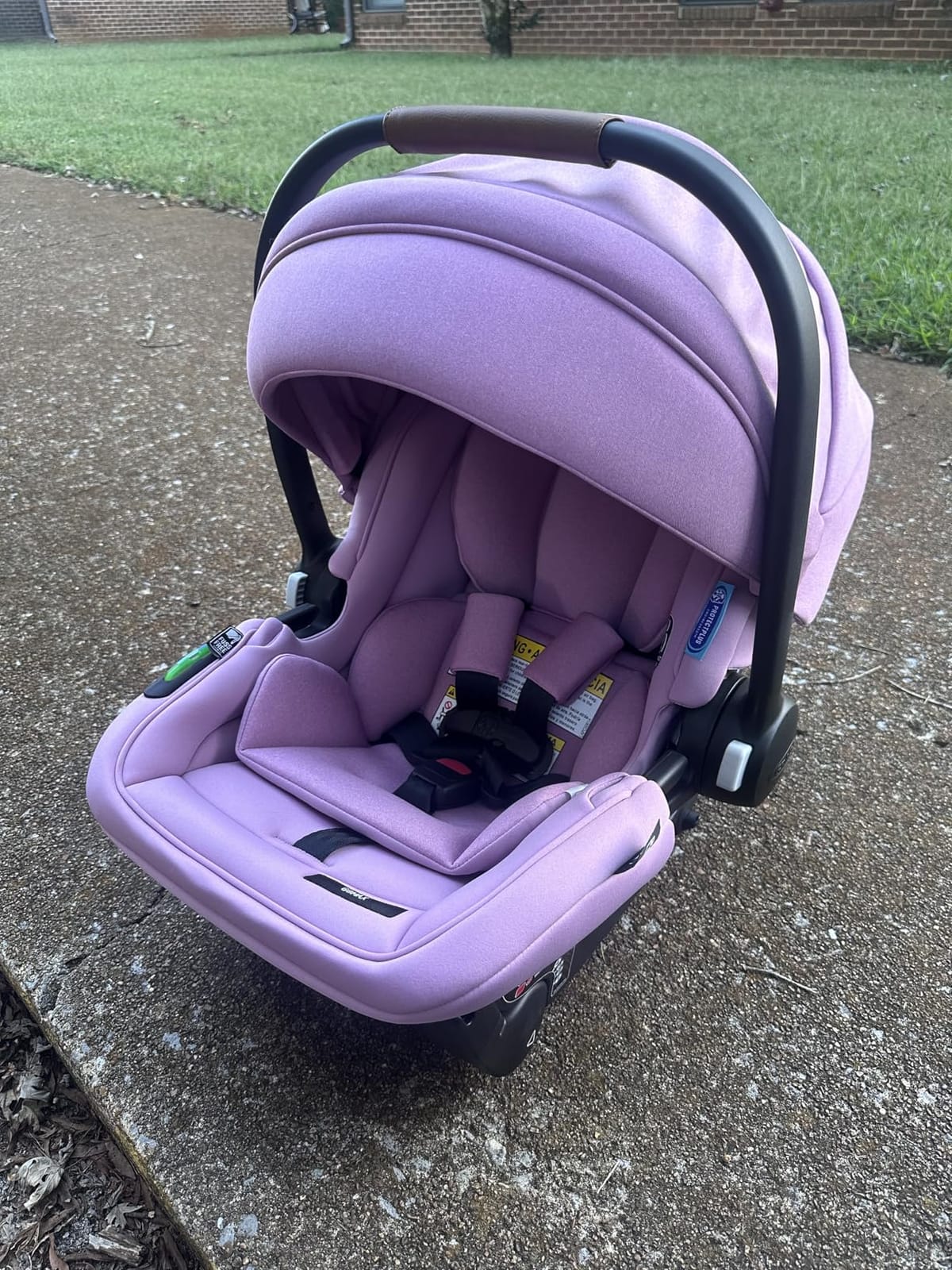Graco® Gomax Infant Car Seat, Orchid Haze, Lightweight, Reclining Rear Facing Car Seat Installs with or Without a Base customer photo 2