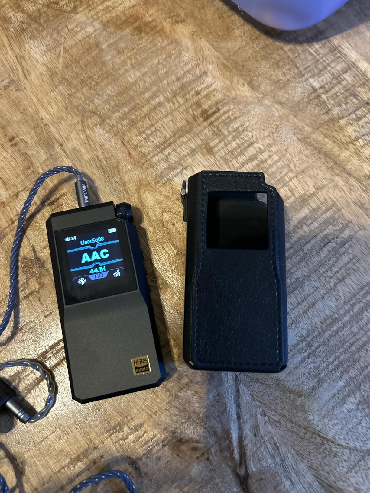 BTR17 Bluetooth 5.4 USB DAC AMP with LDAC, aptX Lossless. Dual ES9069Q, 10-Band PEQ, THX AAA 78+amps 3.5mm Unbalanced & 4.4mm Balanced (Blue) customer photo 2
