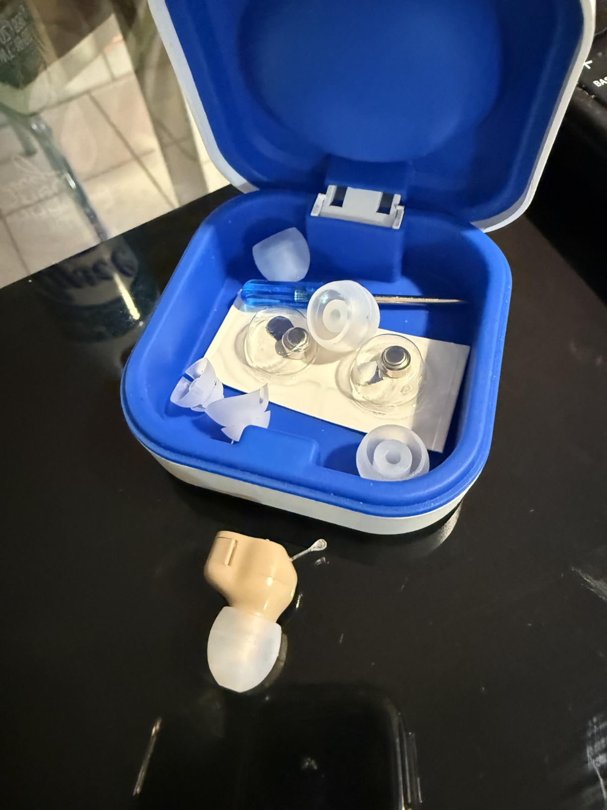 Oricle Standard 2.0 Hearing Aids for Seniors - Oricle Hearing Aids for Adults with Advanced Noise Cancellation - Easy Volume Control with Portable Charging Case customer photo 2