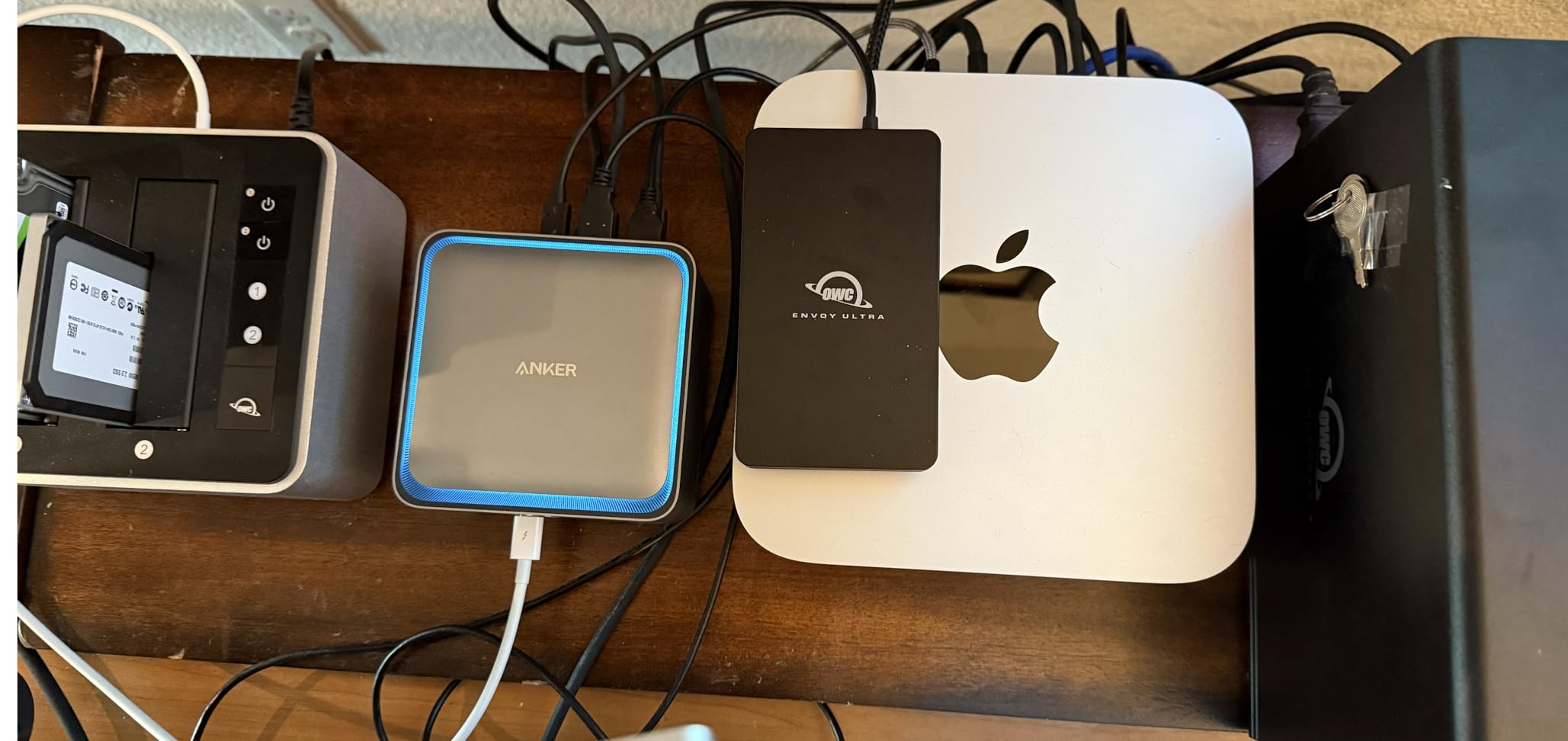 OWC Envoy Ultra 4TB Thunderbolt 5 Portable NVMe SSD Storage Solution | Over 6000MB/s - Compatible with Thunderbolt 4/3 and USB4 - Integrated Thunderbolt 5 Cable - Weatherproof IP67 Protection customer photo 1