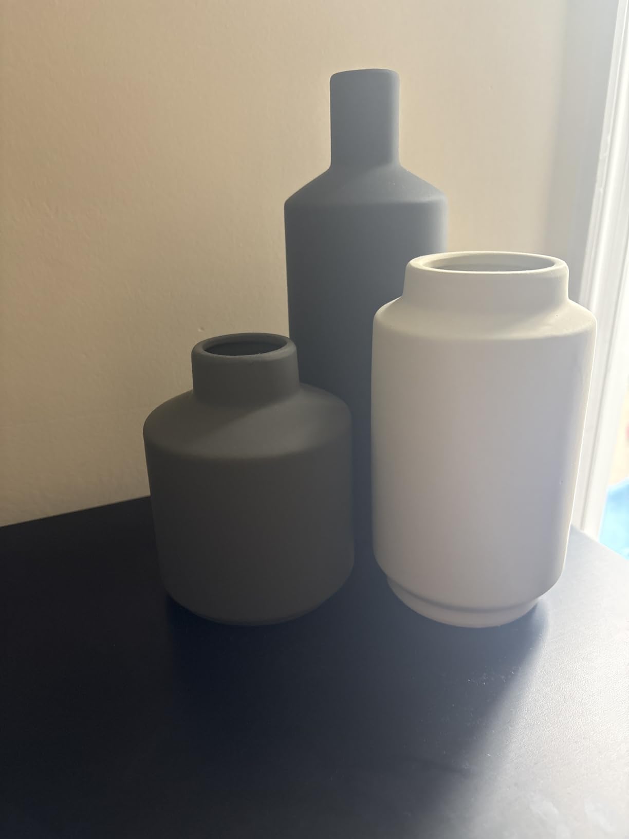 Mitt&Ditt Ceramic Flower Vase, 5.3 inch Off-White Farmhouse Rustic Vase, Handcrafted Weathered Pottery Vases, Small Flower Terracotta Vases for Home Decor, Living Room, Table, Shelf customer photo 1