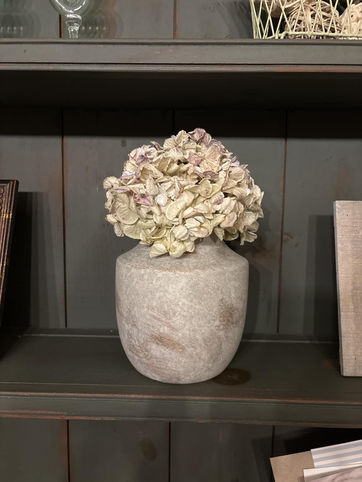 Mitt&Ditt Ceramic Flower Vase, 5.3 inch Off-White Farmhouse Rustic Vase, Handcrafted Weathered Pottery Vases, Small Flower Terracotta Vases for Home Decor, Living Room, Table, Shelf customer photo 2