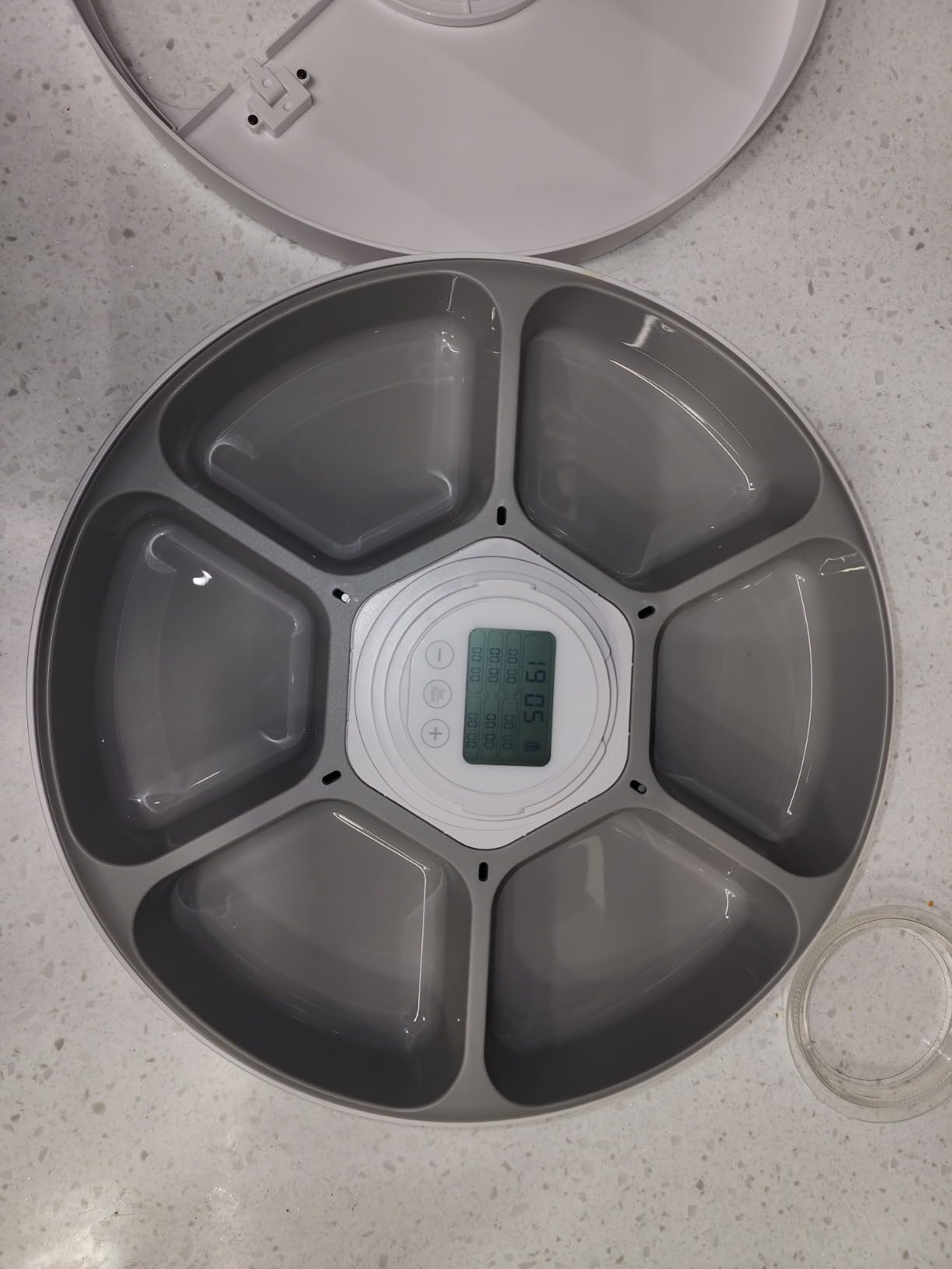 Automatic Cat Feeder Wet Food, Battery Operated Auto Feeder 4 Meals with 2 Ice Packs, Digital Cordless Pet Fresh Food Bowl for Cats Small Dogs with Programmable 12H/24H Format Timer-(Battery Included) customer photo 2