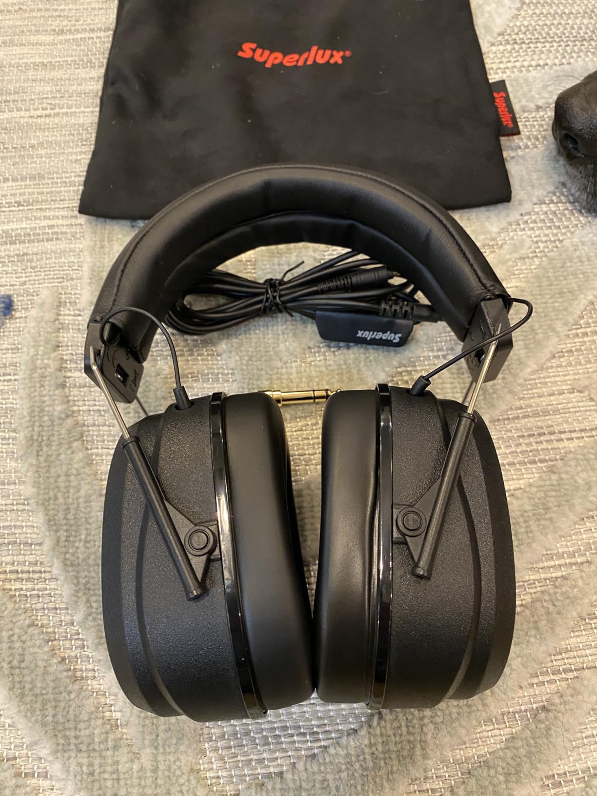 Superlux HD667 Drummer Isolation Headphones, 40mm Drivers, Volume Control customer photo 2