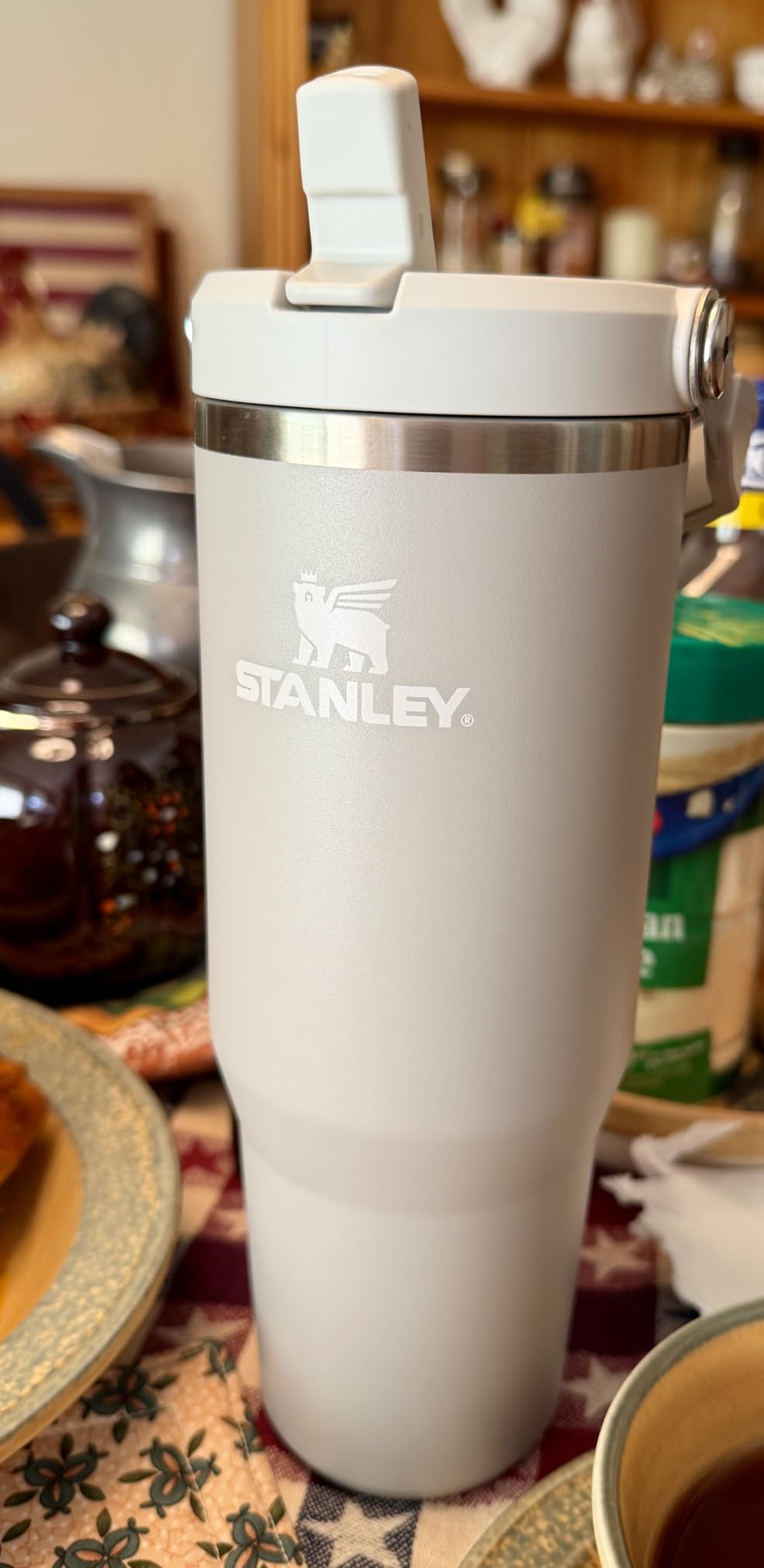 STANLEY IceFlow 2.0 Flip Straw Tumbler, 30 oz, Rose Quartz | Easy Carry Handle | Twist On Lid and Flip Up Straw | Leak Resistant Water Bottle | Insulated Stainless Steel | BPA-Free customer photo 1