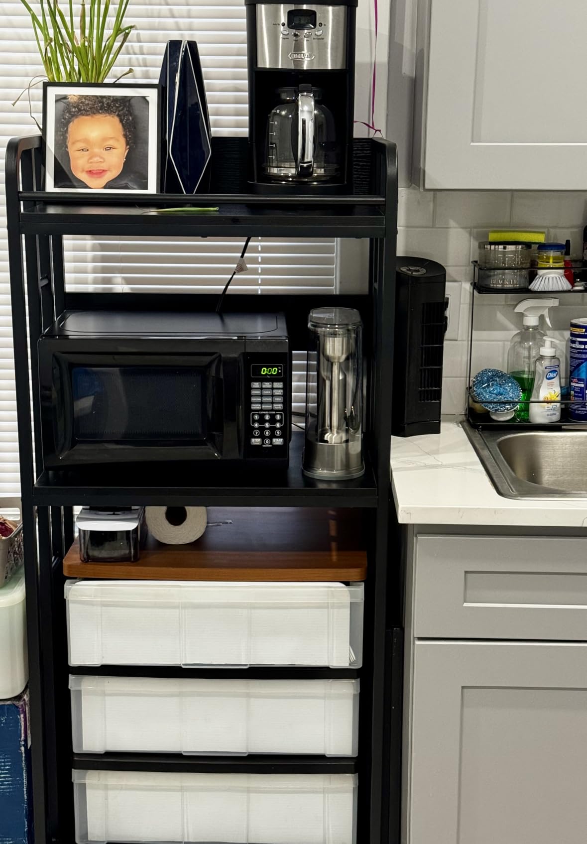 METYERRY Microwave Stand with Storage, 4-Tier Kitchen Bakers Rack with Power Outlet and USB Charging Ports, Rolling Kitchen Cart with Lockable Wheels and Adjustable Shelves for Coffee Bar, Rustic Brown customer photo 1
