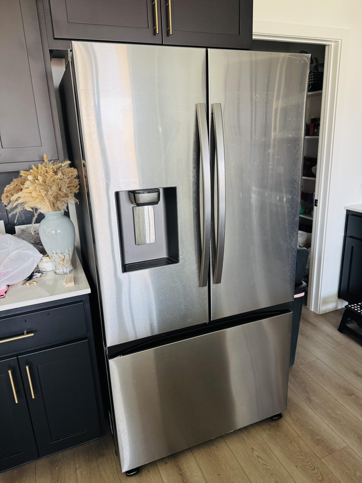 26 cu. ft. Mega Capacity Counter Depth 3-Door French Door Refrigerator with Four Types of Ice, Stainless Steel, RF27CG5400SRAA customer photo 1
