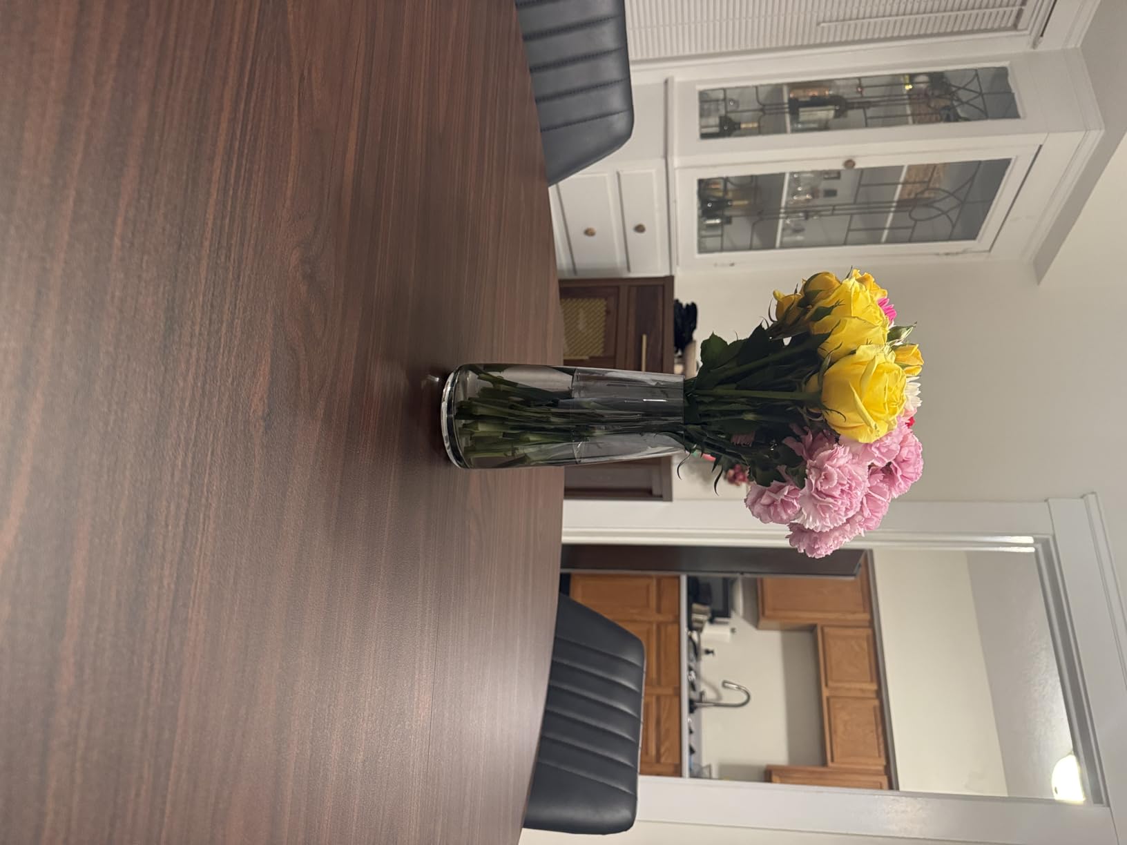 FANTESTICRYAN Modern Glass Vase, 8.7''H Decor Flower Vases, Crystal Clear customer photo 1