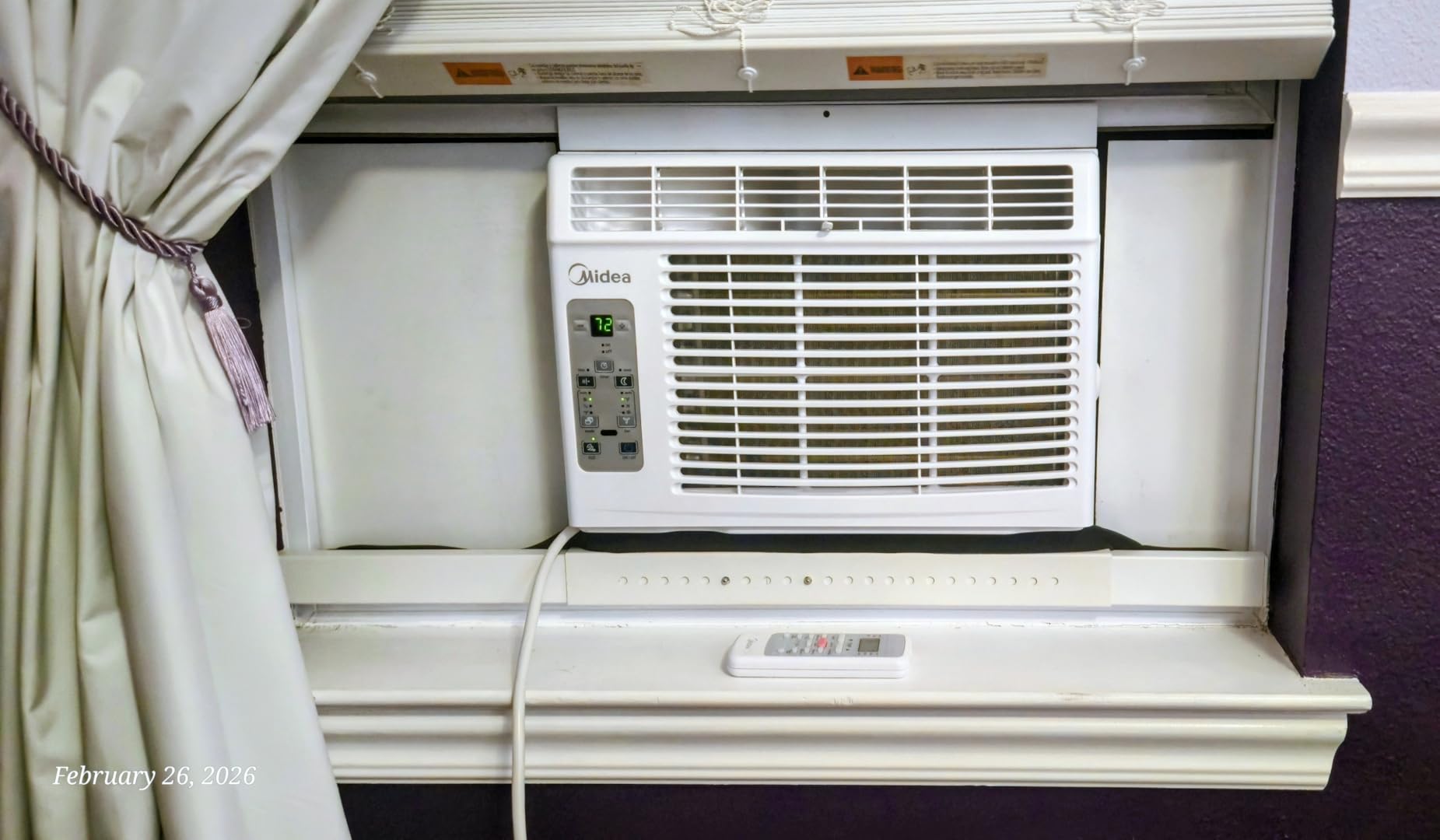 Midea 5,000 BTU Window Air Conditioner, Cools up to 150 Sq. Ft. with Easy-to-Use Reusable Filter, Remote, Perfect AC for Bedroom, Living Room, Home Office, Electronic Control customer photo 2