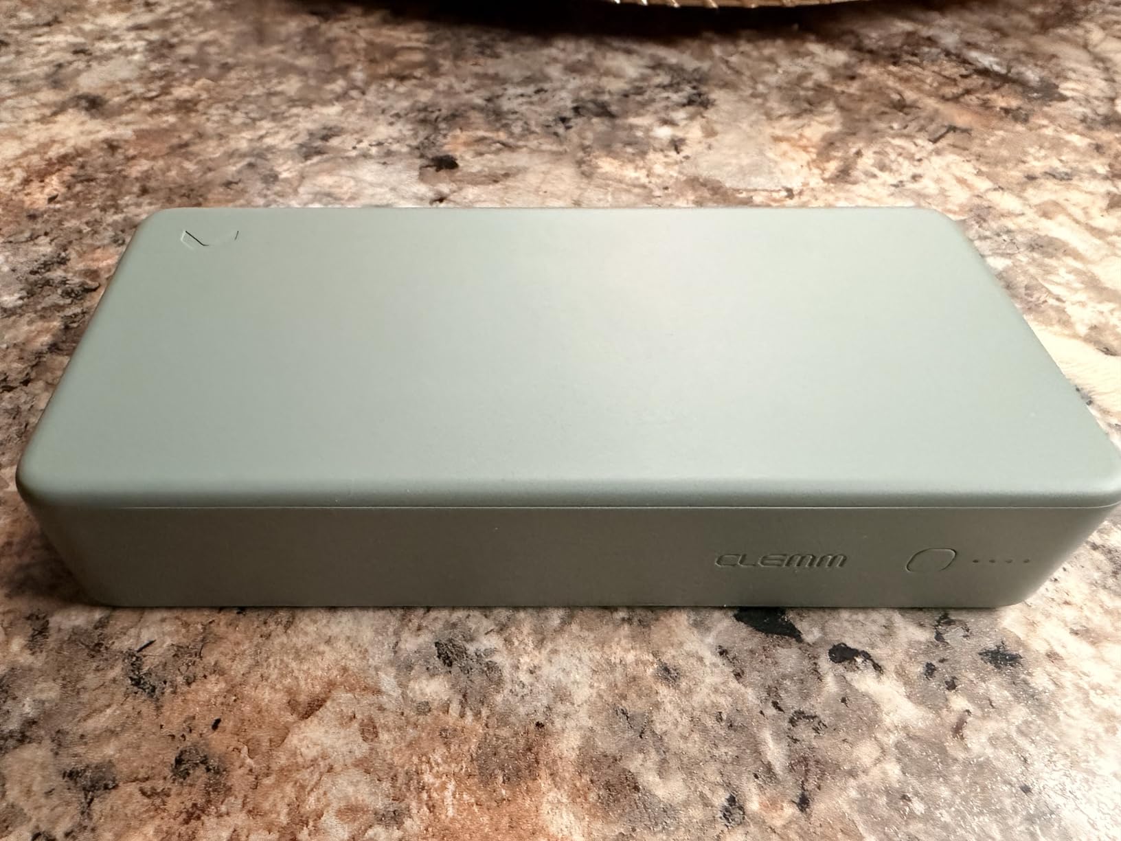 Clemm Portable Charger 30000mAh, Power Bank for iPhone, Samsung, iPad & Laptops, 3 Ports (USB-A + 2× USB-C), Quick Charge & Power Delivery, Up to 6 Phone Charges or 1 Laptop Charge, Green customer photo 1