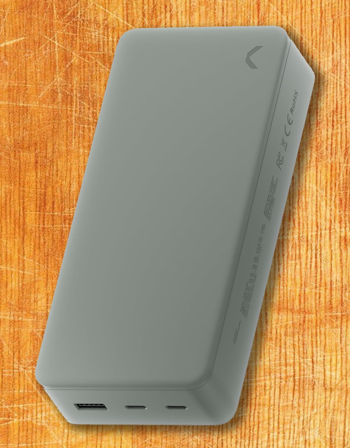 Clemm Portable Charger 30000mAh, Power Bank for iPhone, Samsung, iPad & Laptops, 3 Ports (USB-A + 2× USB-C), Quick Charge & Power Delivery, Up to 6 Phone Charges or 1 Laptop Charge, Green customer photo 2