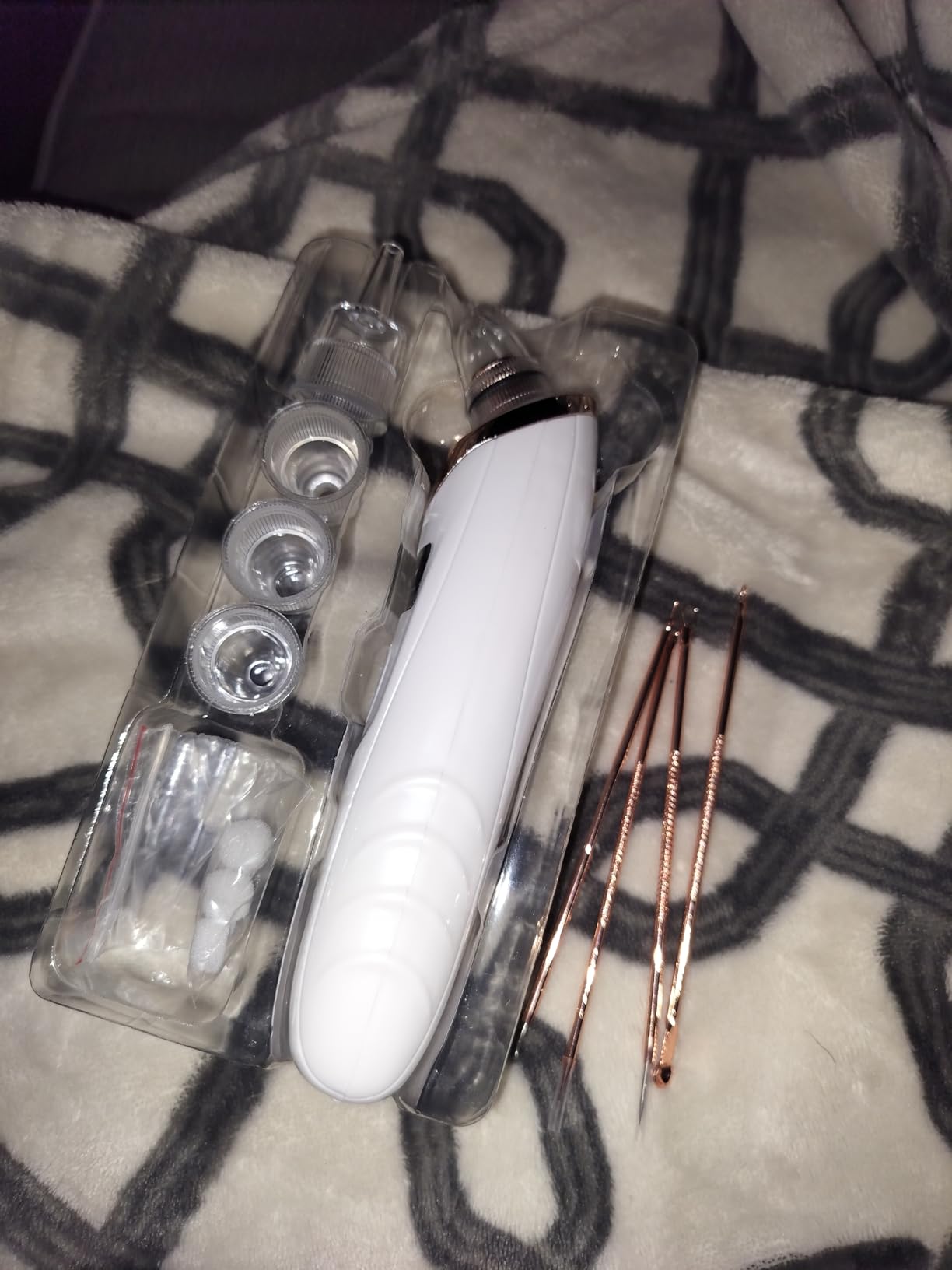 Blackhead Remover Pore Vacuum,Facial Pore Cleaner Blackhead Vacuum (Gold) customer photo 2
