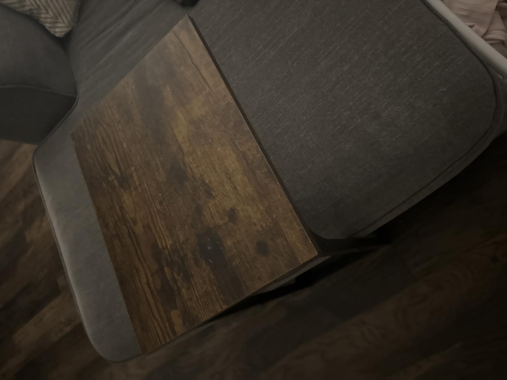 C-Shaped Side Table for Couch - Small Coffee Stand Sofa Tray Desk with Metal Frame and Waterproof Scratch Resistant, Modern End Accent for Living Room, Bedroom, Small Spaces, Rustic Brown customer photo 2