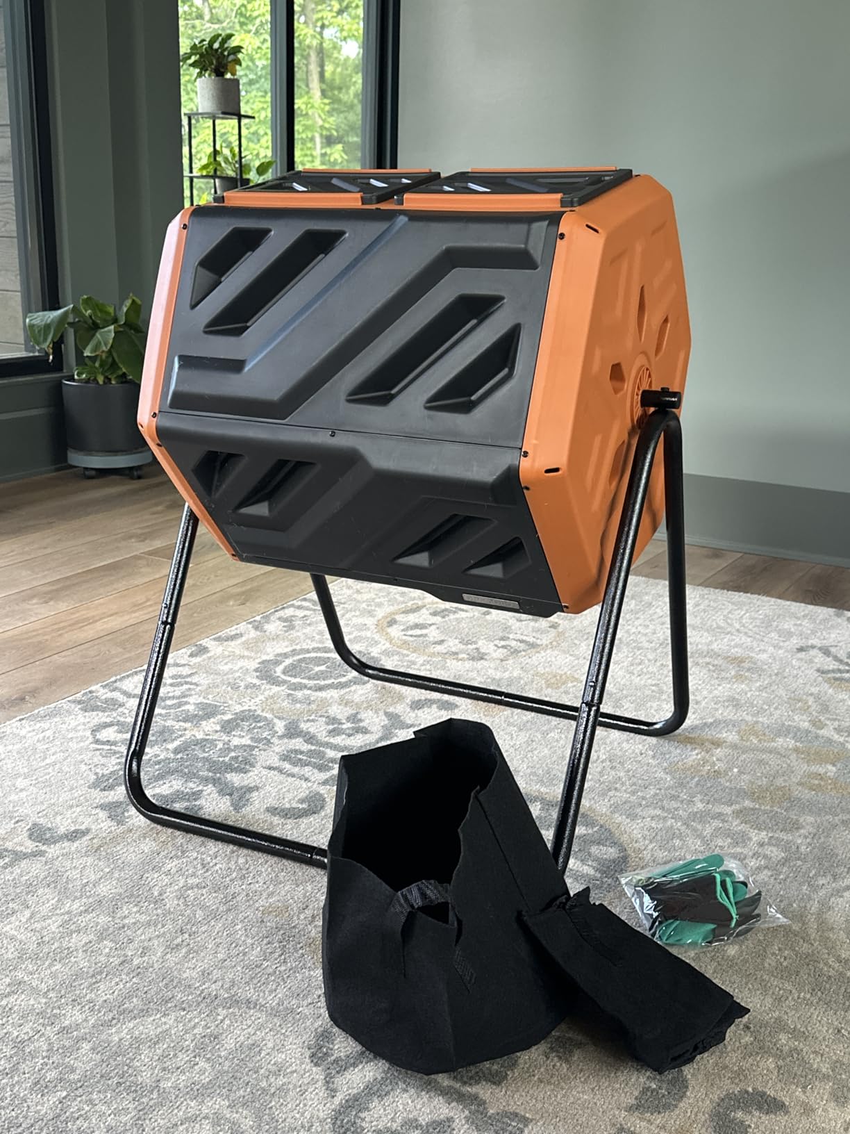 THE Growing 43 Gal Outdoor Compost Bin Tumbler for Backyard Garden, Black customer photo 1