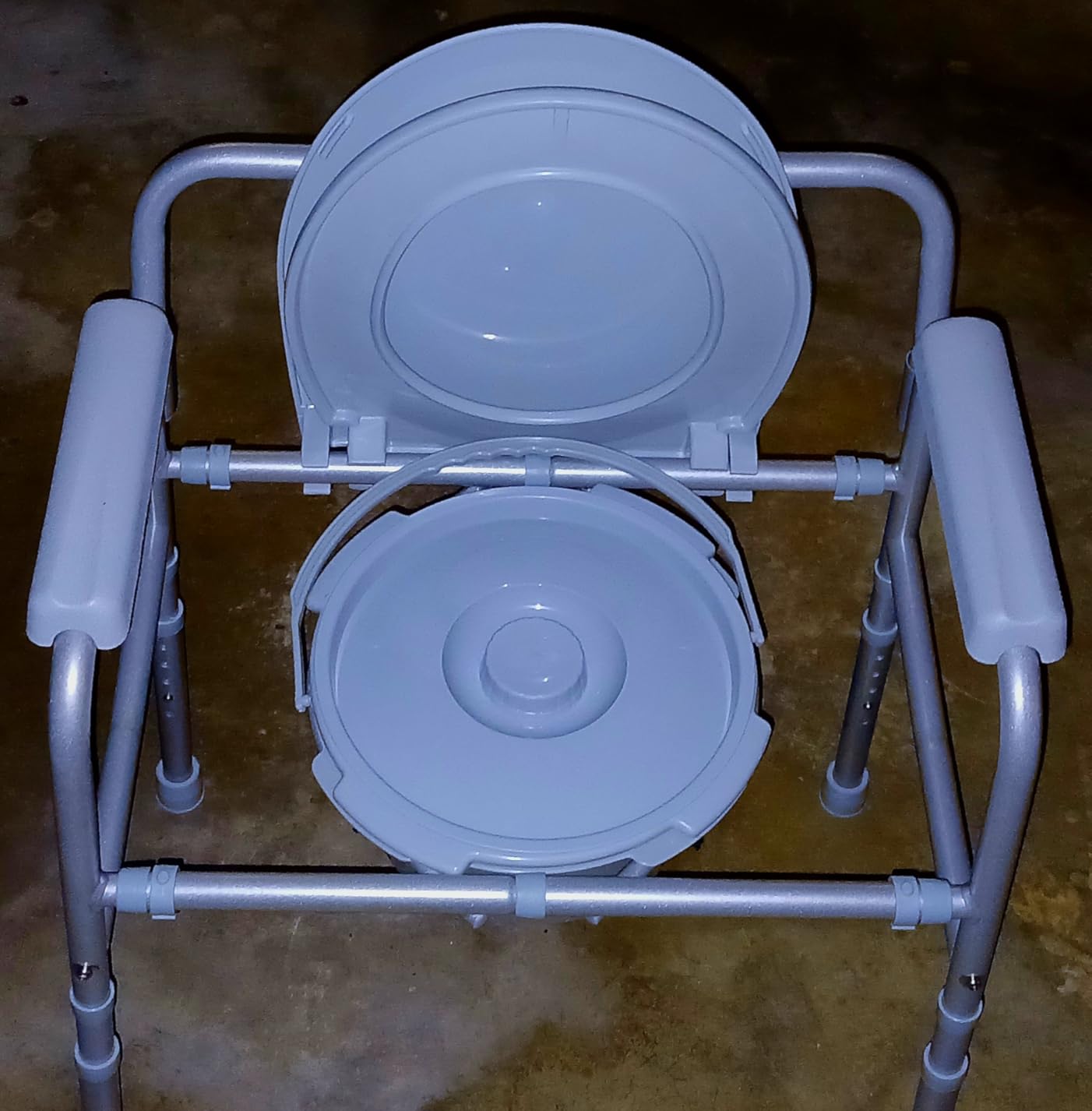 HOMLAND 3-in-1 Bedside Commode Toilet with Sturdy Dual-Crossbar, 350lb customer photo 1