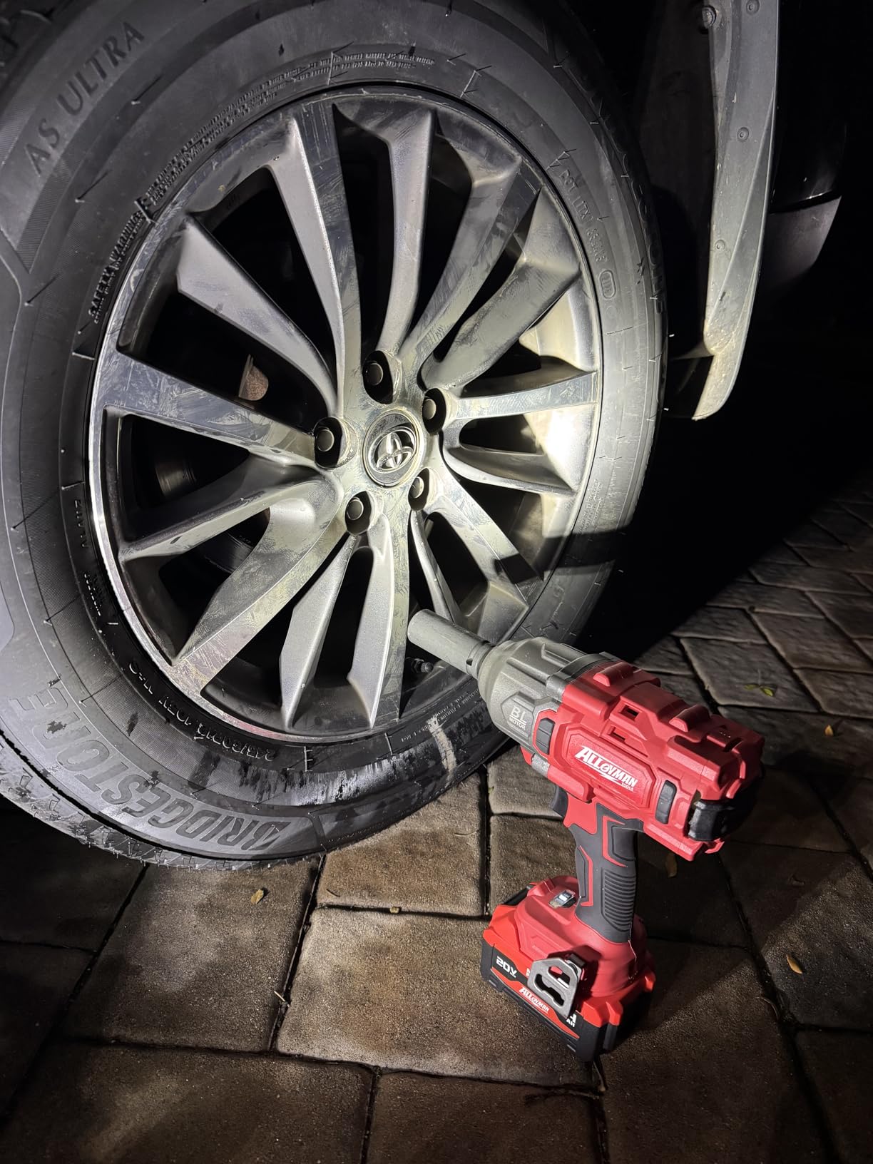 Alloyman Cordless Impact Wrench 1500 FT-LBS(2000N.M),1/2