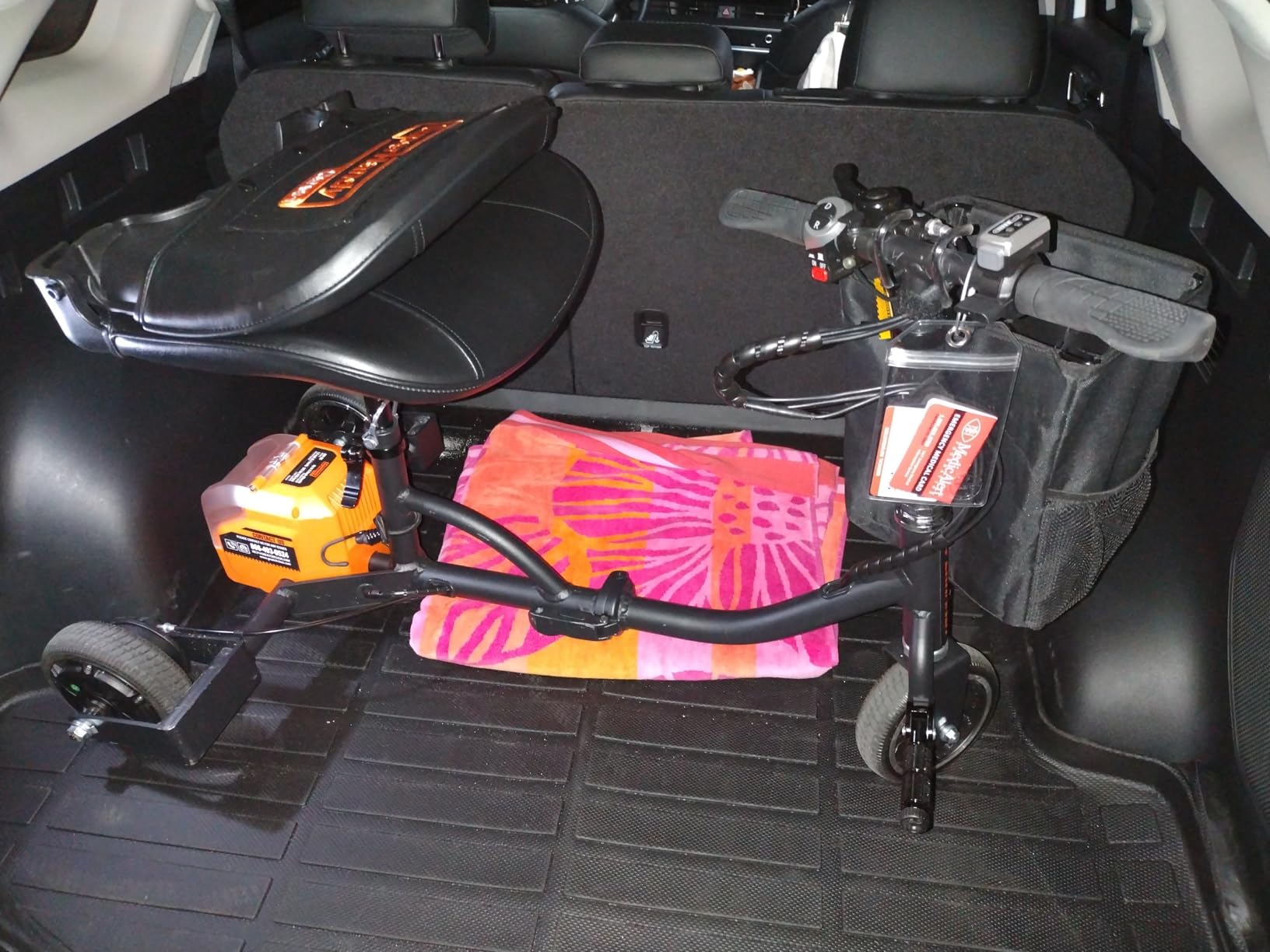 SuperHandy Foldable Mobility Scooter for Adults, 3 Wheel, One Battery customer photo 2