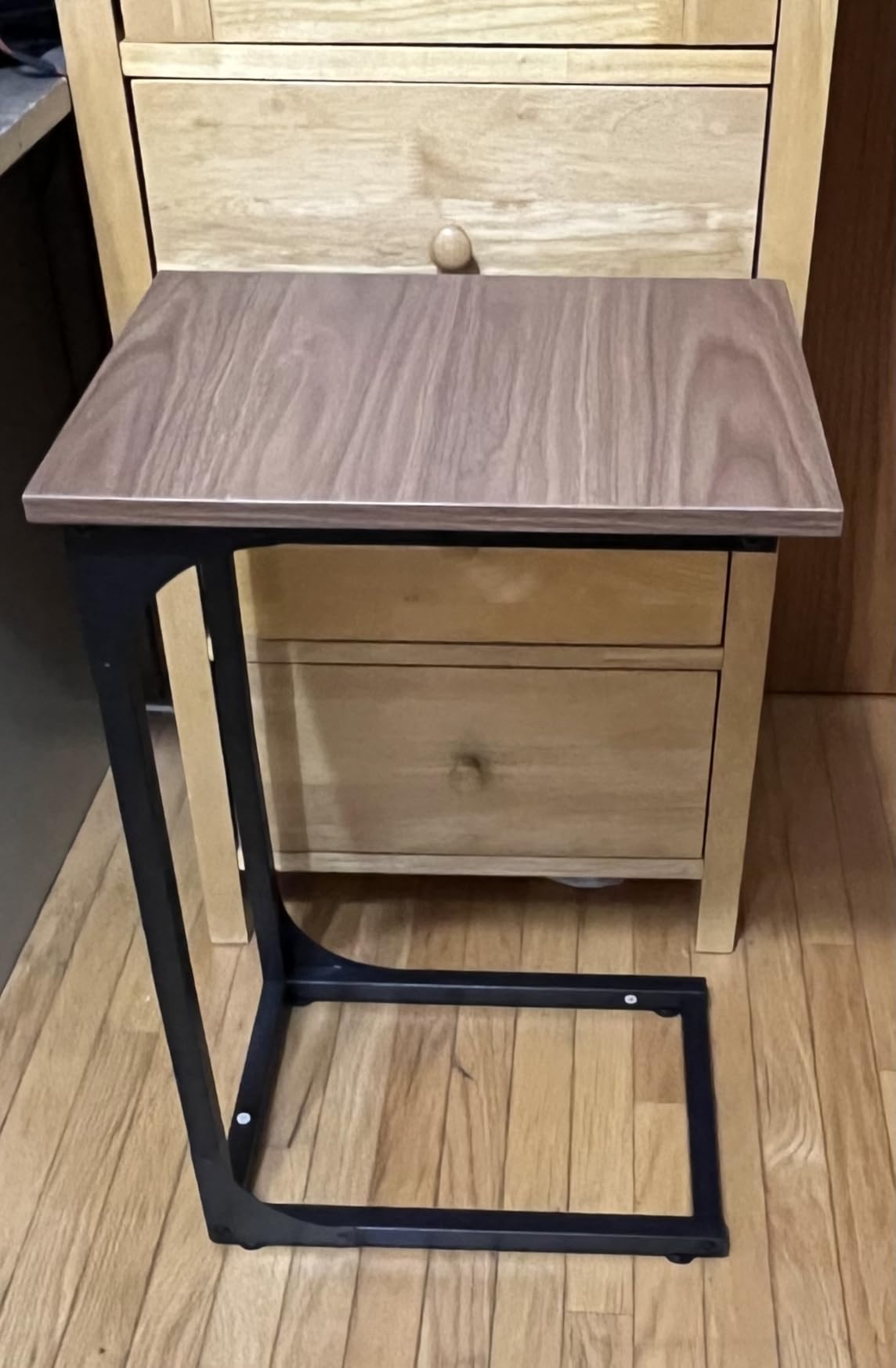 TEMI C Shaped End Table for Couch - Small Side Table and TV Tray for Eating or Laptop, Accent Desk for Chair or Sofa, Easy Assembly, Space-Saving Design for Living Room or Bedroom, Rustic Walnut customer photo 1