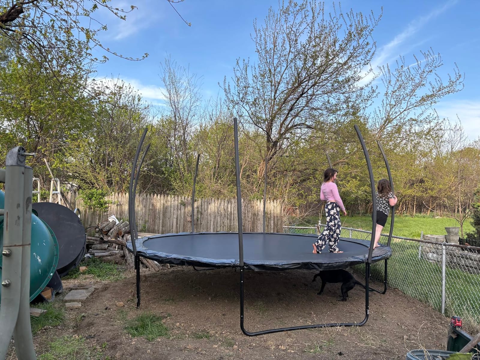 ALTLER Trampoline 12FT 14FT Enclosure Net Outdoor Jump for Kids and Adults Round ASTM Approved Heavy-Duty Bounce Mat with Enhanced Weight Capacity customer photo 1