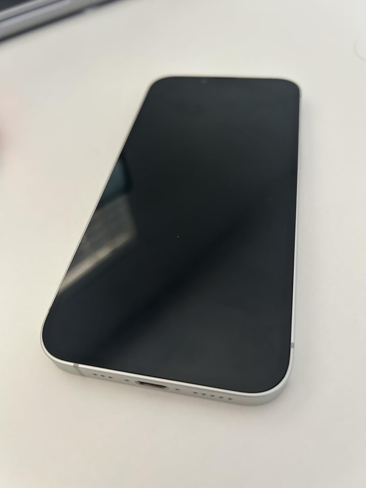 Apple iPhone 16e, 128GB, Black - Locked to T-Mobile (Renewed) customer photo 2