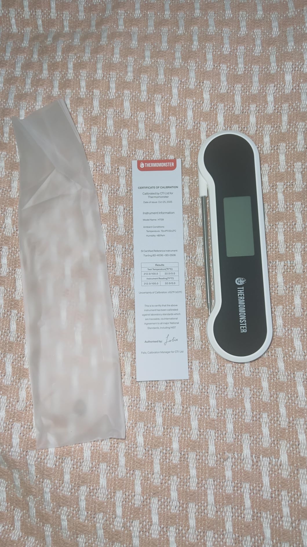 0.5 Sec Instant Read Meat Thermometer Digital for Cooking, Red | NIST +/-0.5F Precision Food Thermometer, Kitchen Gadgets for Oven Grill Candy BBQ customer photo 1