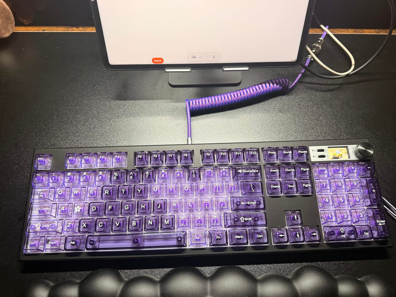 GMK104 Barebones Keyboard Kit with Screen & Knob, QMK/VIA Programmable BT5.0/2.4GHz/Type-C Tri-Mode Gasket Mounted Hot Swap RGB Backlit Full Size Custom PCB Kit DIY Mechanical Keyboard for Win/Mac (Black) customer photo 1