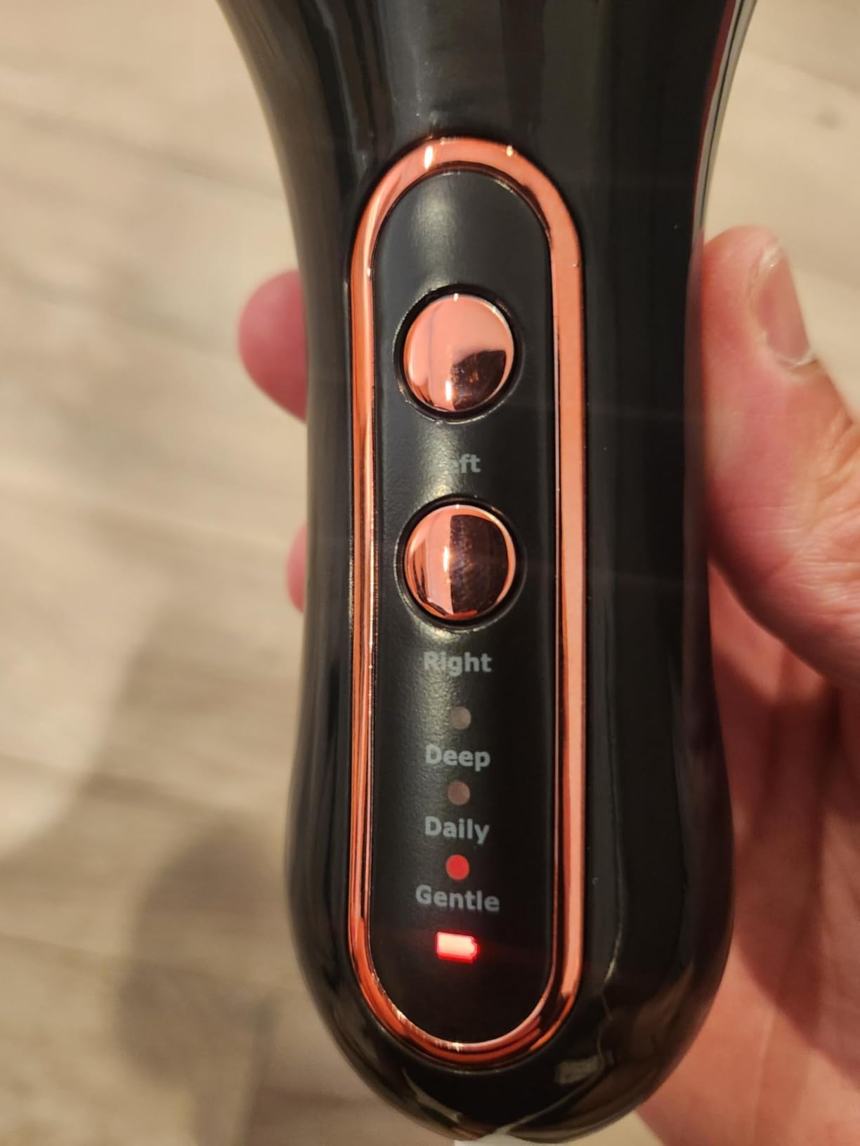 UMICKOO Rechargeable Rotating Face Scrubber customer photo 2