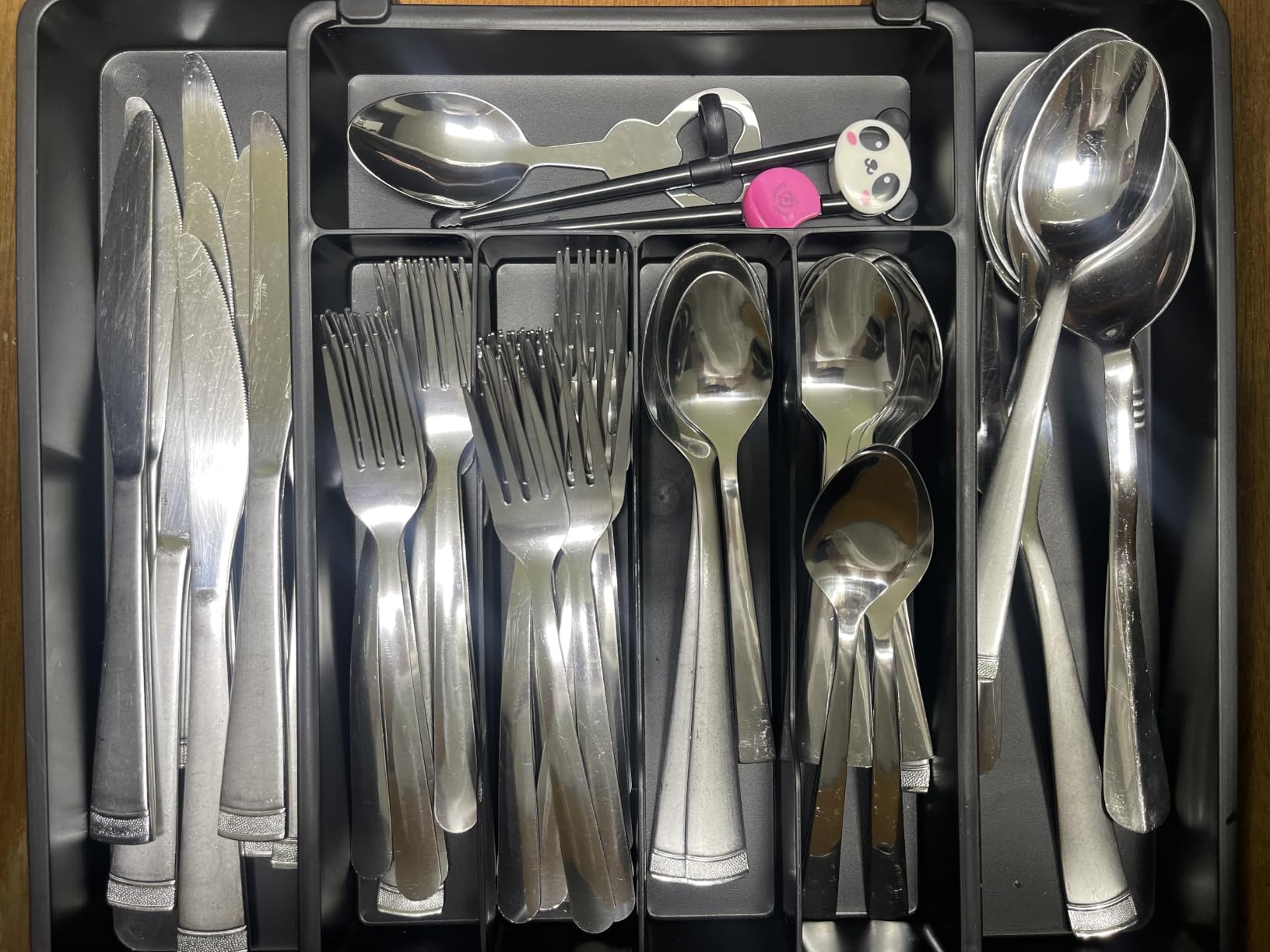 Lifewit Expandable Silverware Drawer Organizer, Kitchen Utensil Tray customer photo 1