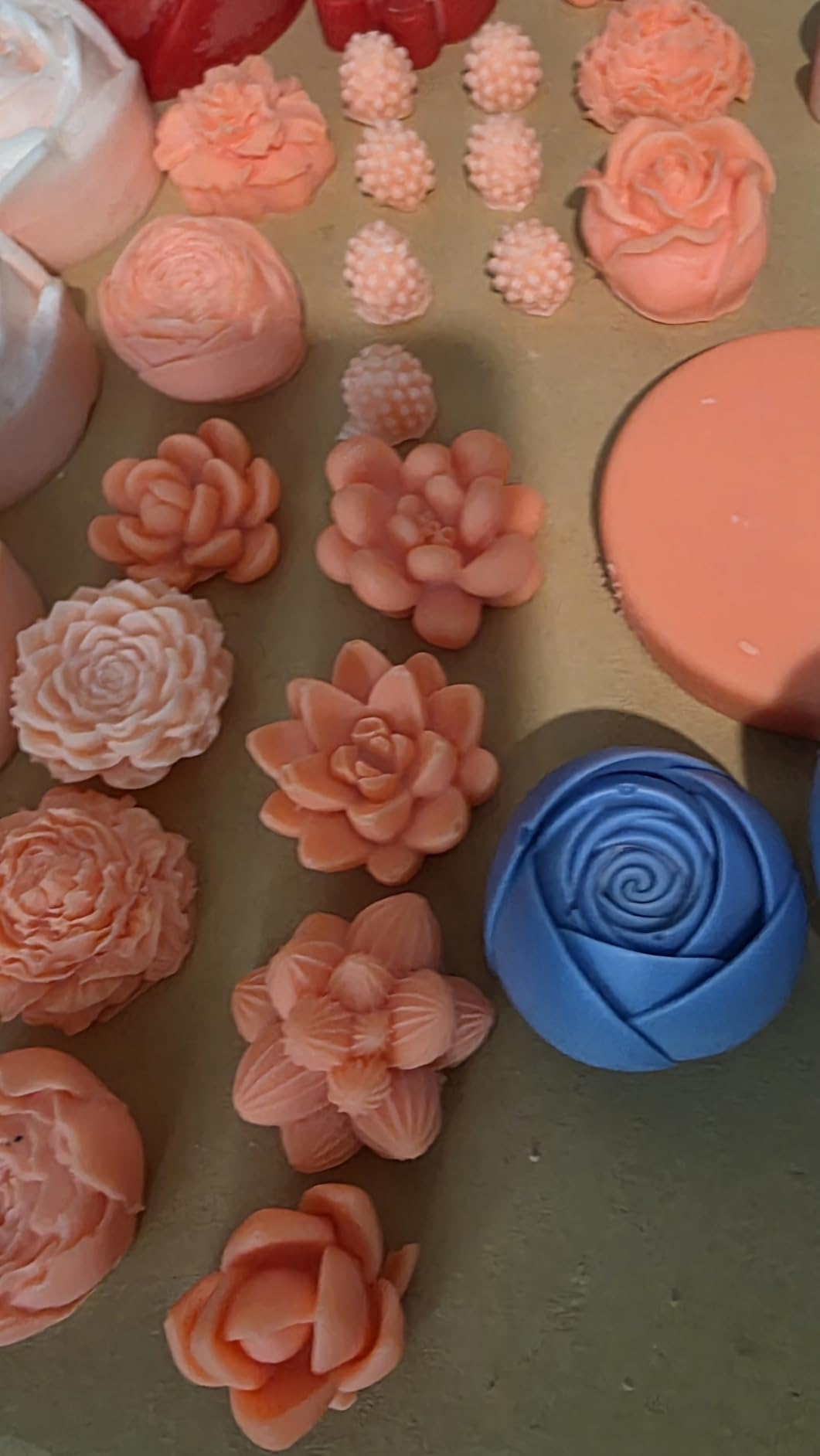 Rose Candle Molds, 3 Sizes Rose Molds with Leaf Mold Set customer photo 2