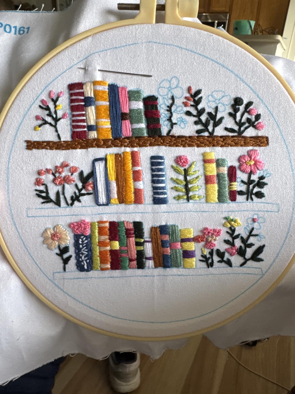 JOZYSH 8'' Flowers Embroidery Kit for Beginners Stamped Books and Flowers Pattern Embroidery Kit Cross Stitch Kit Embroidery Starter Kit with Instructions, Embroidery Hoops for Home Ofiice Decor customer photo 1
