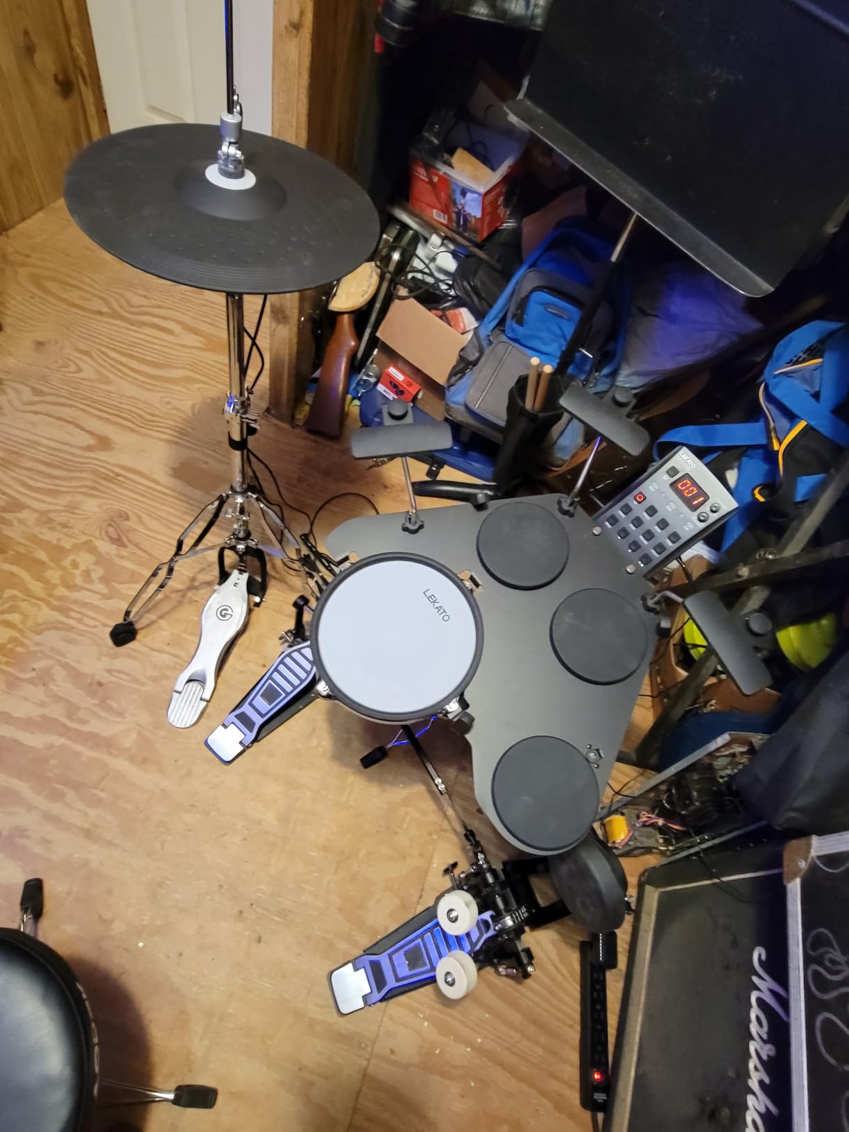 LEKATO CPD-1000 Electronic Drum Set with Quiet Mesh Pads, Portable Electric Drum Set, 220+ Sounds, USB MIDI, 2 Robust Footswitch, Sticks, Travel Bag customer photo 1