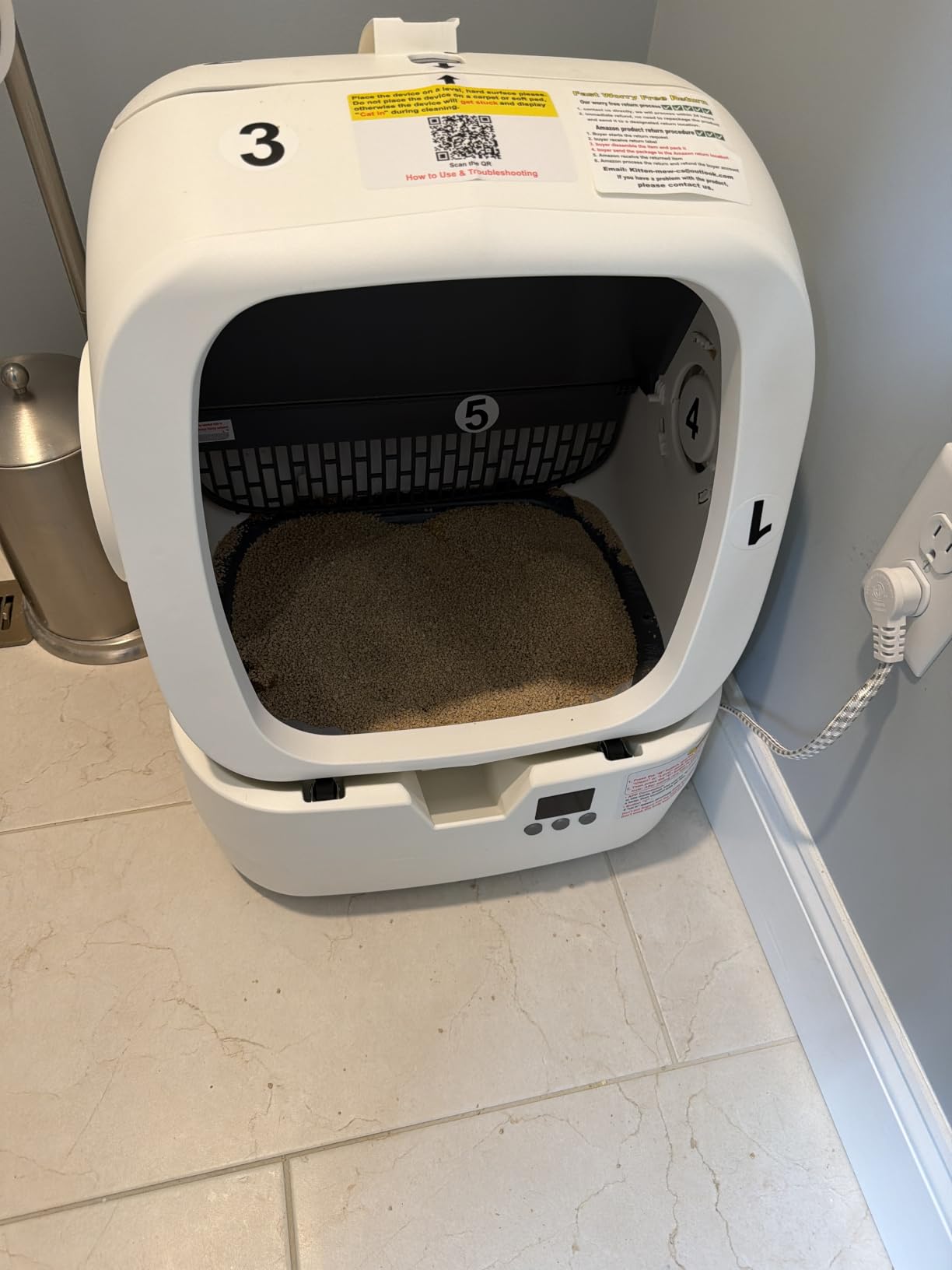 Mintakawa Automatic Cat Litter Box Self Cleaning - APP Control and Weight Monitoring - Ultra-Quiet, Suitable for Medium Cats and Kittens, Safe Anti-Pinch Litter Box (Assembly Required) - White customer photo 2