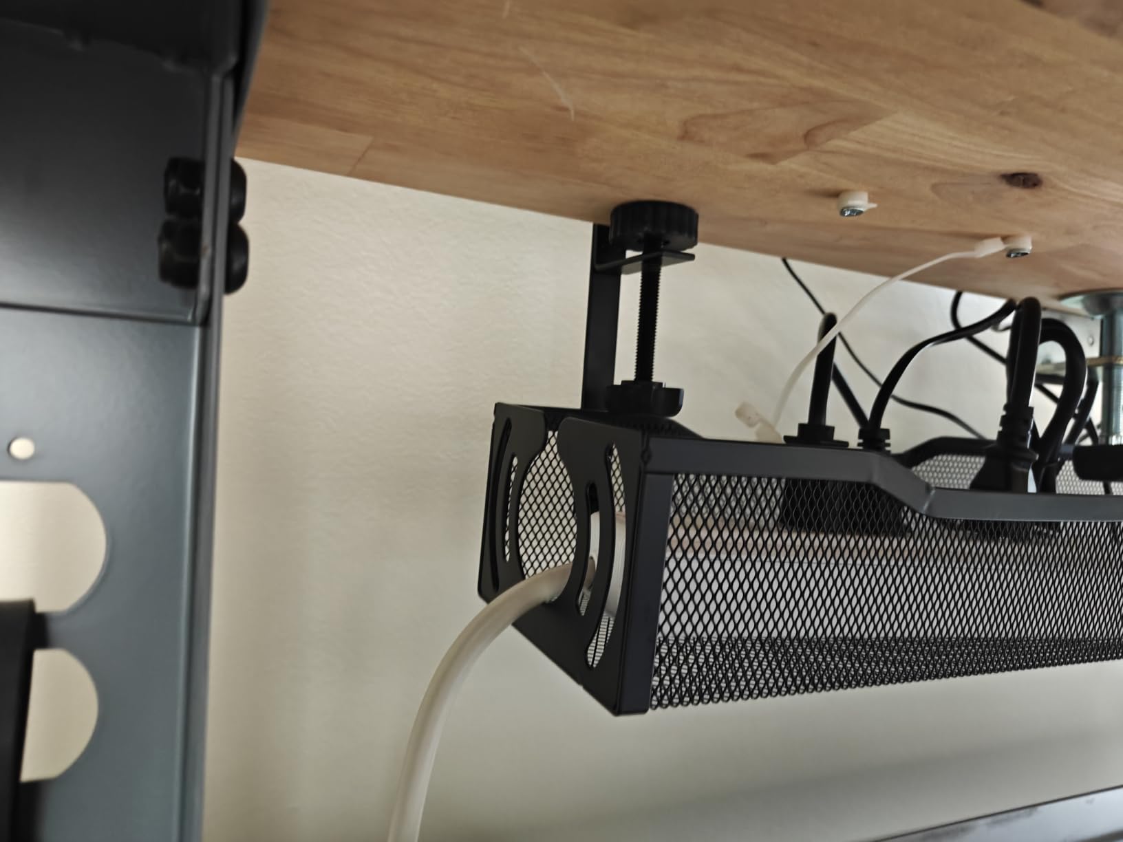 Cable Management, 25.3'' Under Desk Cable Management Tray No Drill | Metal Cable Organizer with Clamp for Wire Management, Cord Organizer for Home Office, Desk Accessories Organizer, Black customer photo 1