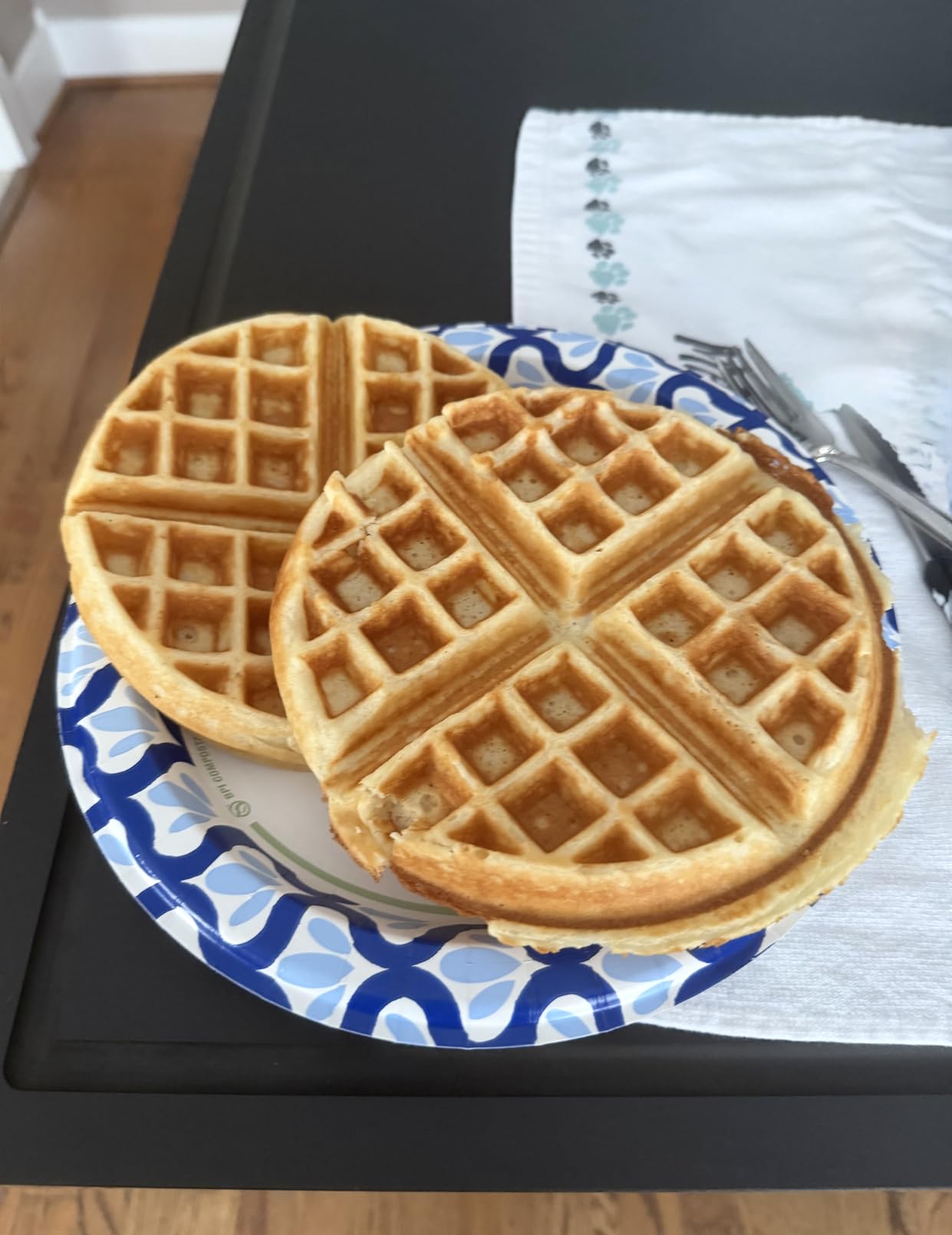 Cuisinart Double Flip Belgian Waffle Maker, Stainless Steel, 1400W | Double flip waffle iron with nonstick plates, ready indicator lights & adjustable browning for every preference, WAF-F40NAS customer photo 1