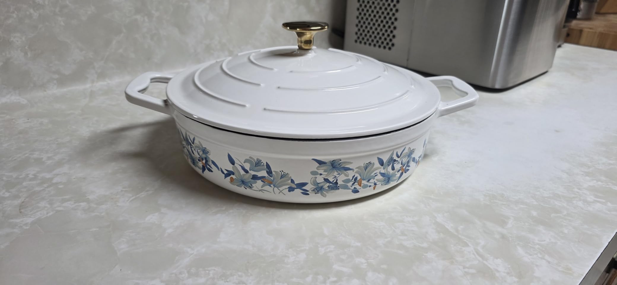 CAROTE 5QT Enameled Floral Cast Iron Dutch Oven Pot with Lid customer photo 1