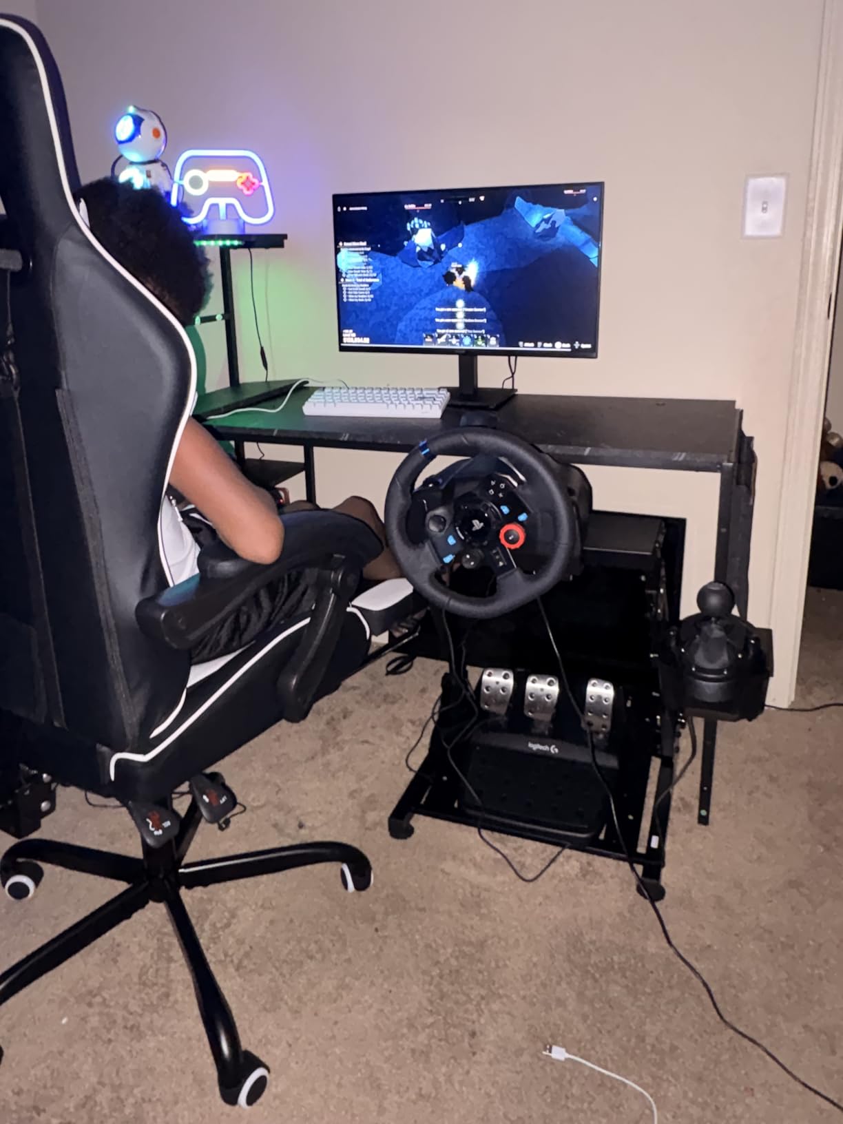 VEVOR Racing Wheel Stand, Adjustable & Foldable Simulator Stand for Logitech G29 G27 G920 G923, Thrustmaster T300RS T300GT T248 TS-PC TSXW Gaming Cockpit,Pedals Simulator NOT Included | Fit for Logitech G29 G27 G920 G923, Thrustmaster T300RS T300GT T248 TS-PC TSXW Gaming Cockpit, Pedals Simulator NOT Included customer photo 1