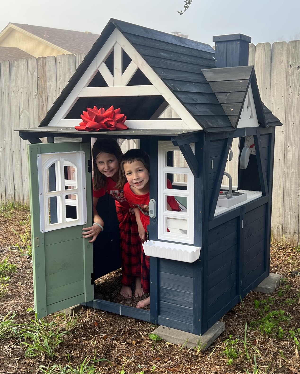Kids Outdoor Playhouse with Play Kitchen, Ages 3-8, Fits 2-4 Kids customer photo 2